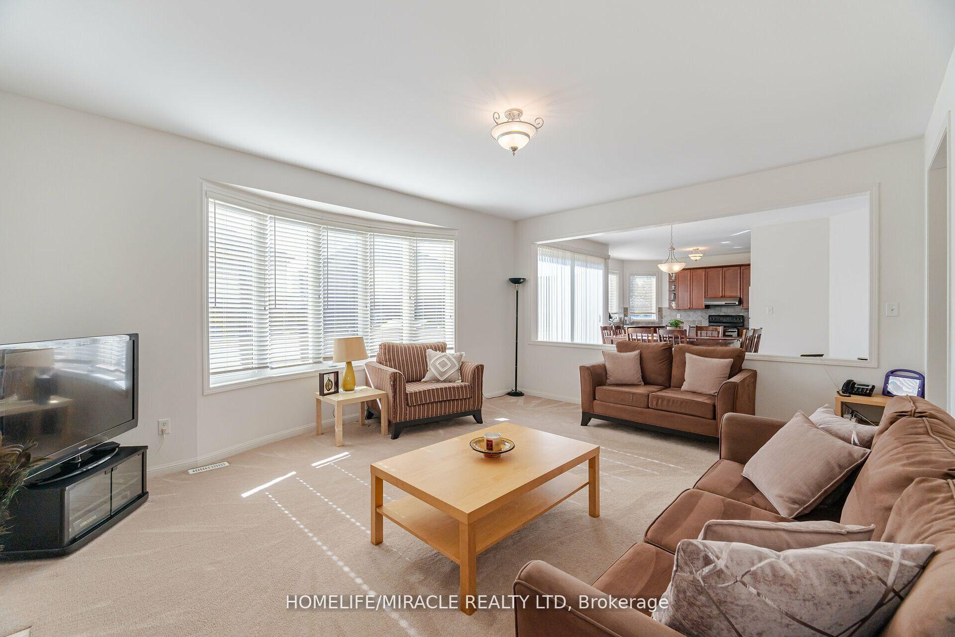 Photo 16 of 5 Valleywest Road, Brampton, Vales of Castlemore — HOMEH