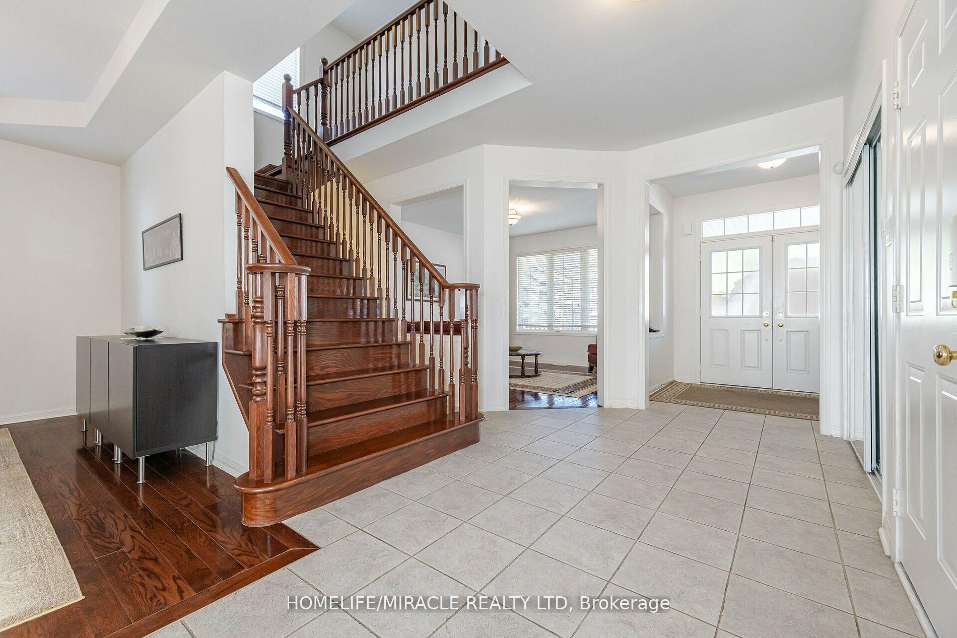 Photo 18 of 5 Valleywest Road, Brampton, Vales of Castlemore — HOMEH