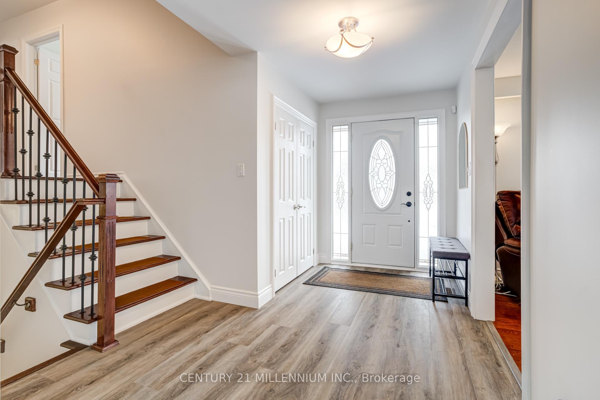 Photo 4 of 6 Ridgehill Drive, Brampton, Brampton South — HOMEH