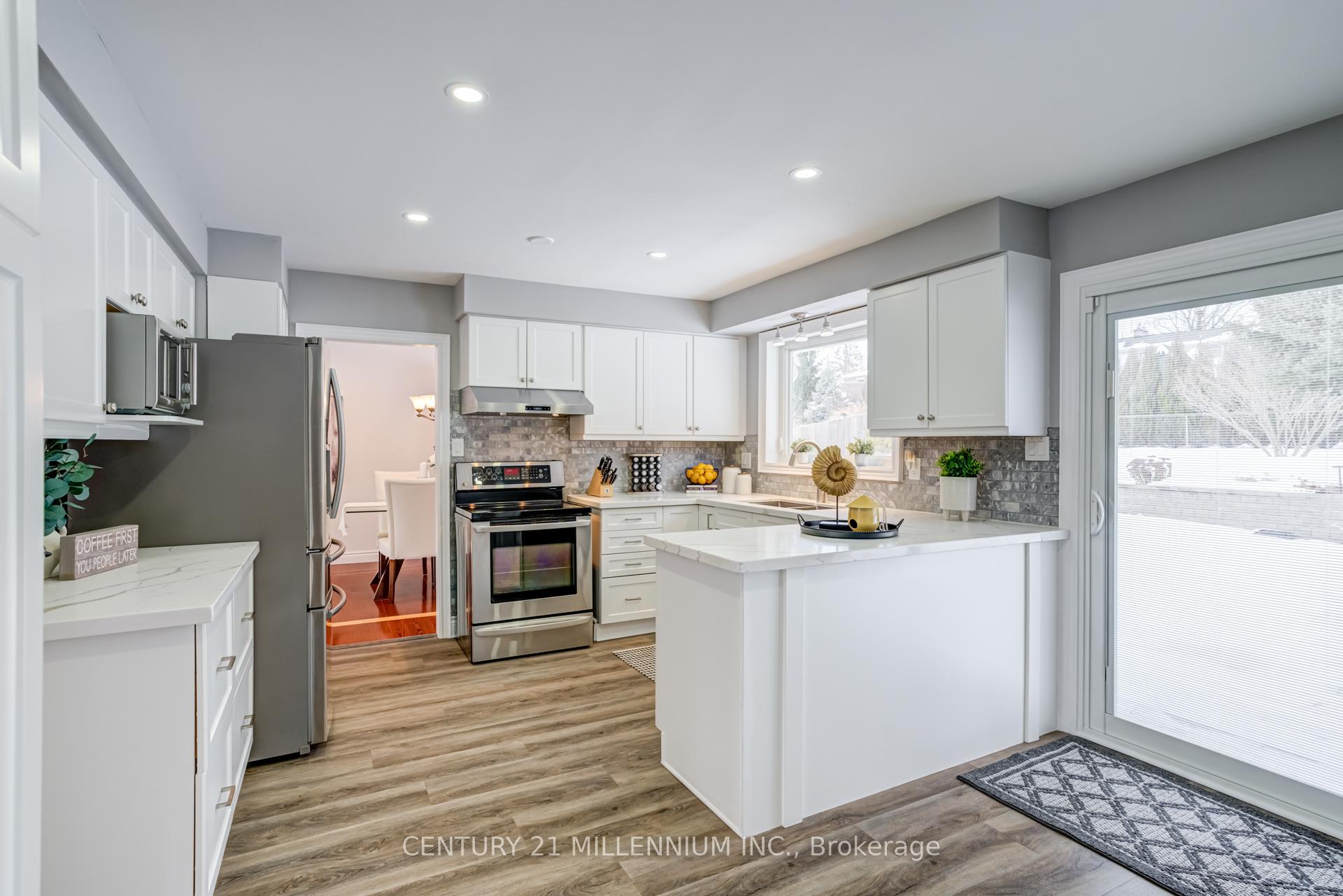 Photo 10 of 6 Ridgehill Drive, Brampton, Brampton South — HOMEH