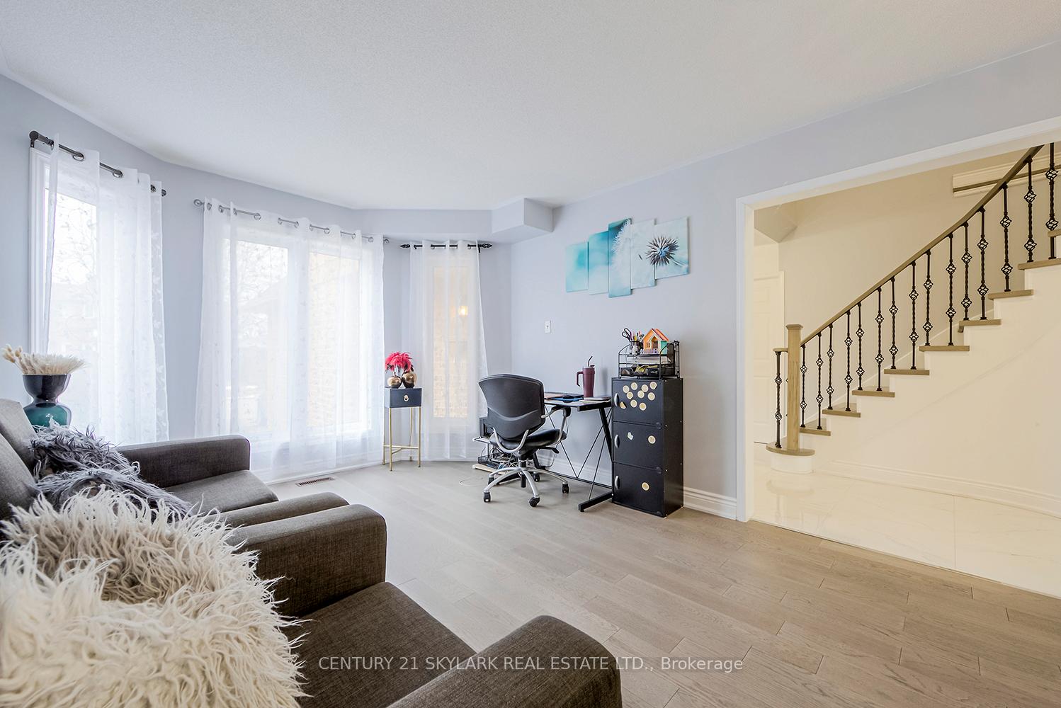 Photo 6 of 59 Richwood Crescent, Brampton, Brampton West — HOMEH