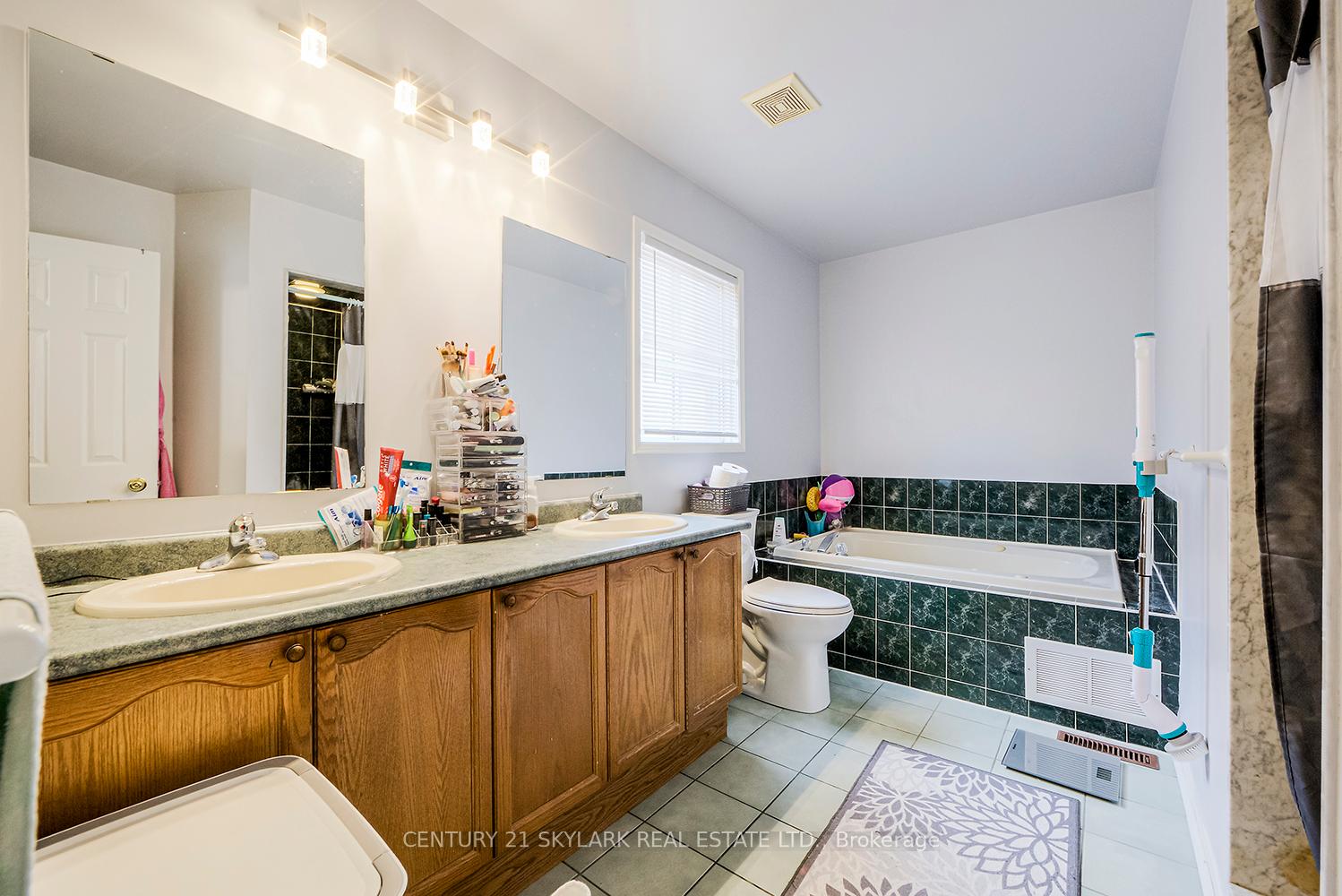 Photo 52 of 59 Richwood Crescent, Brampton, Brampton West — HOMEH