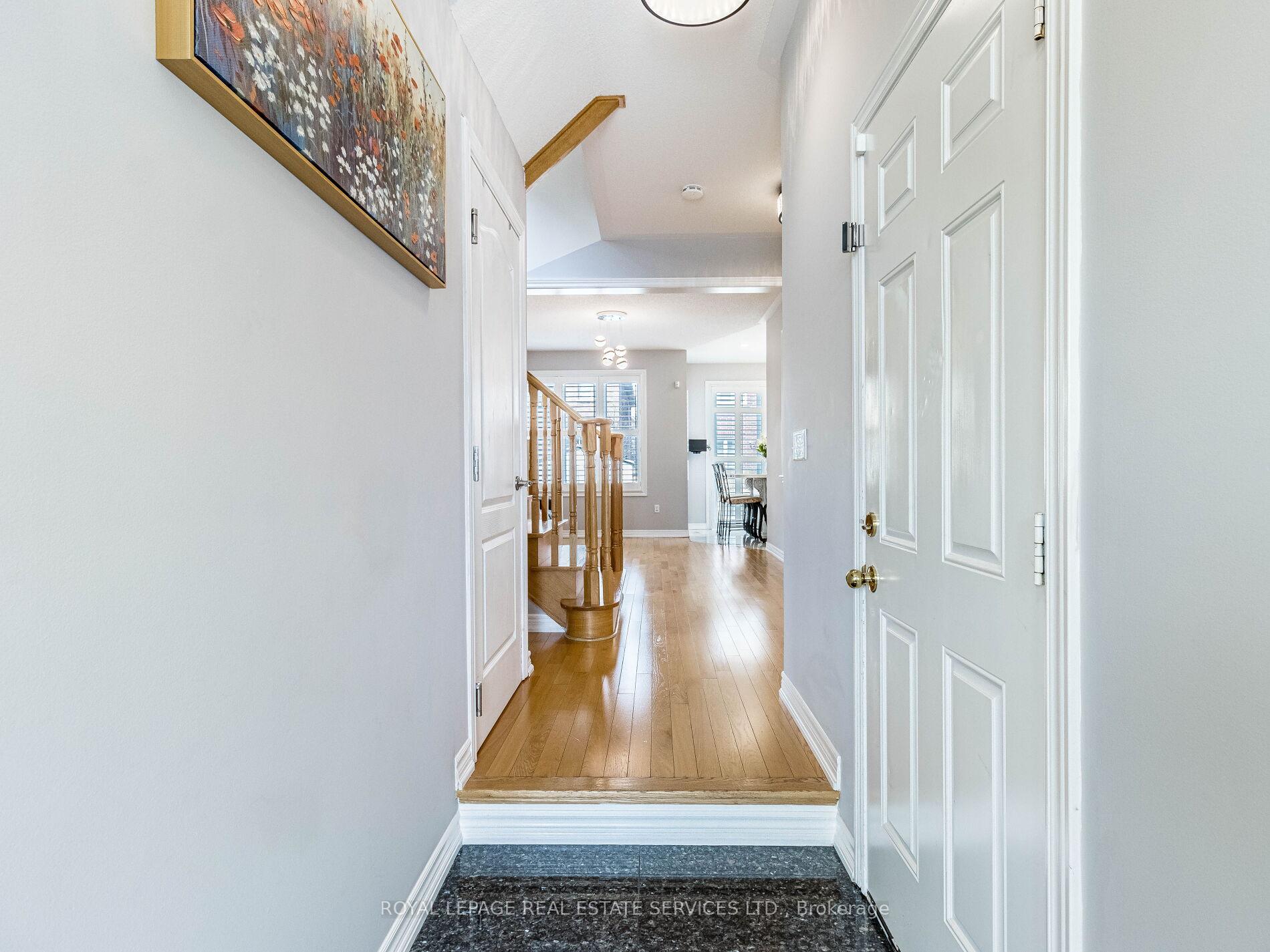 Photo 5 of 22 Riseborough Drive, Brampton, Bram East — HOMEH
