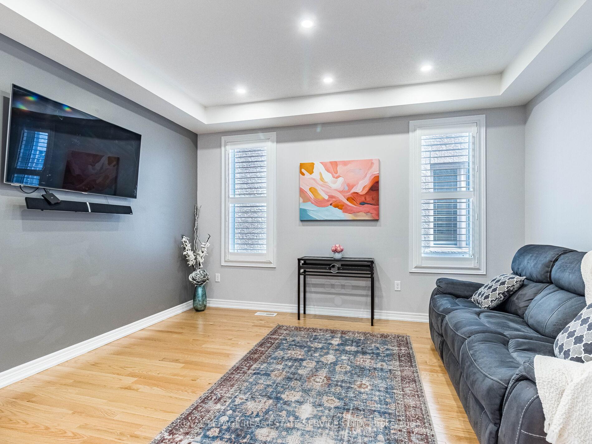 Photo 8 of 22 Riseborough Drive, Brampton, Bram East — HOMEH