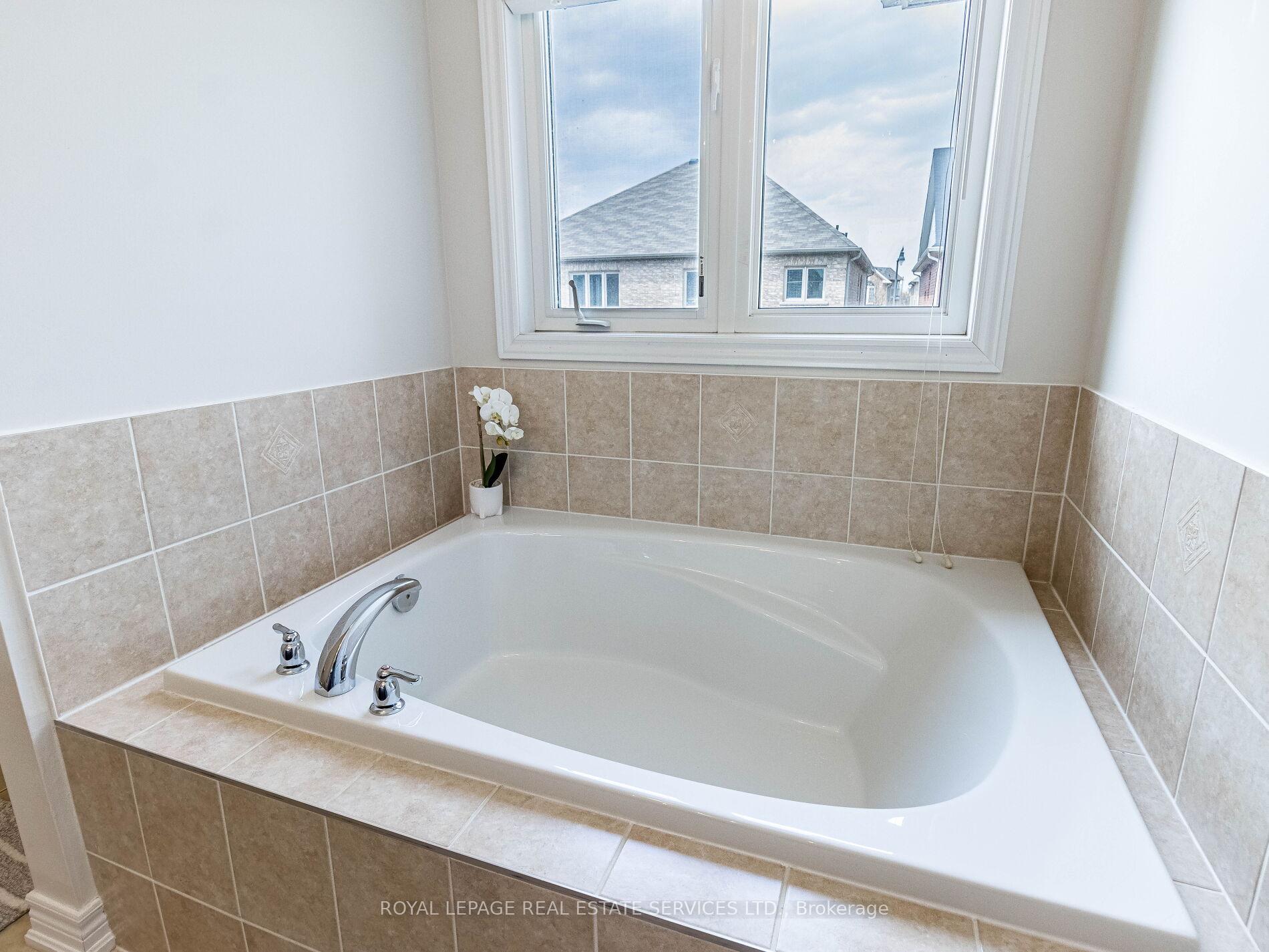 Photo 25 of 22 Riseborough Drive, Brampton, Bram East — HOMEH