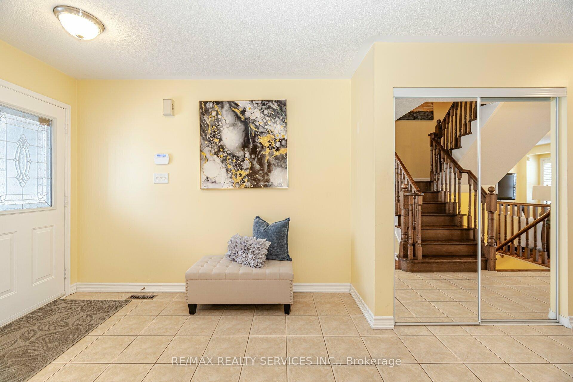 Photo 3 of 64 Edenbrook Hill Drive, Brampton, Fletcher's Meadow — HOMEH