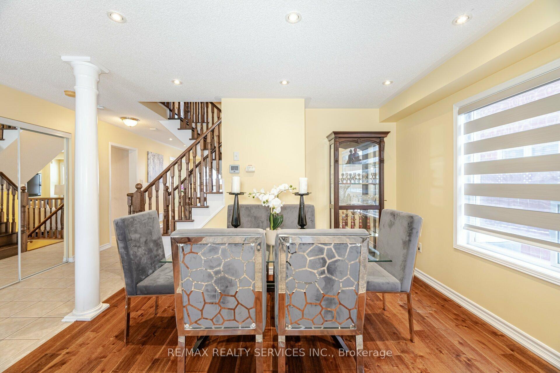 Photo 6 of 64 Edenbrook Hill Drive, Brampton, Fletcher's Meadow — HOMEH