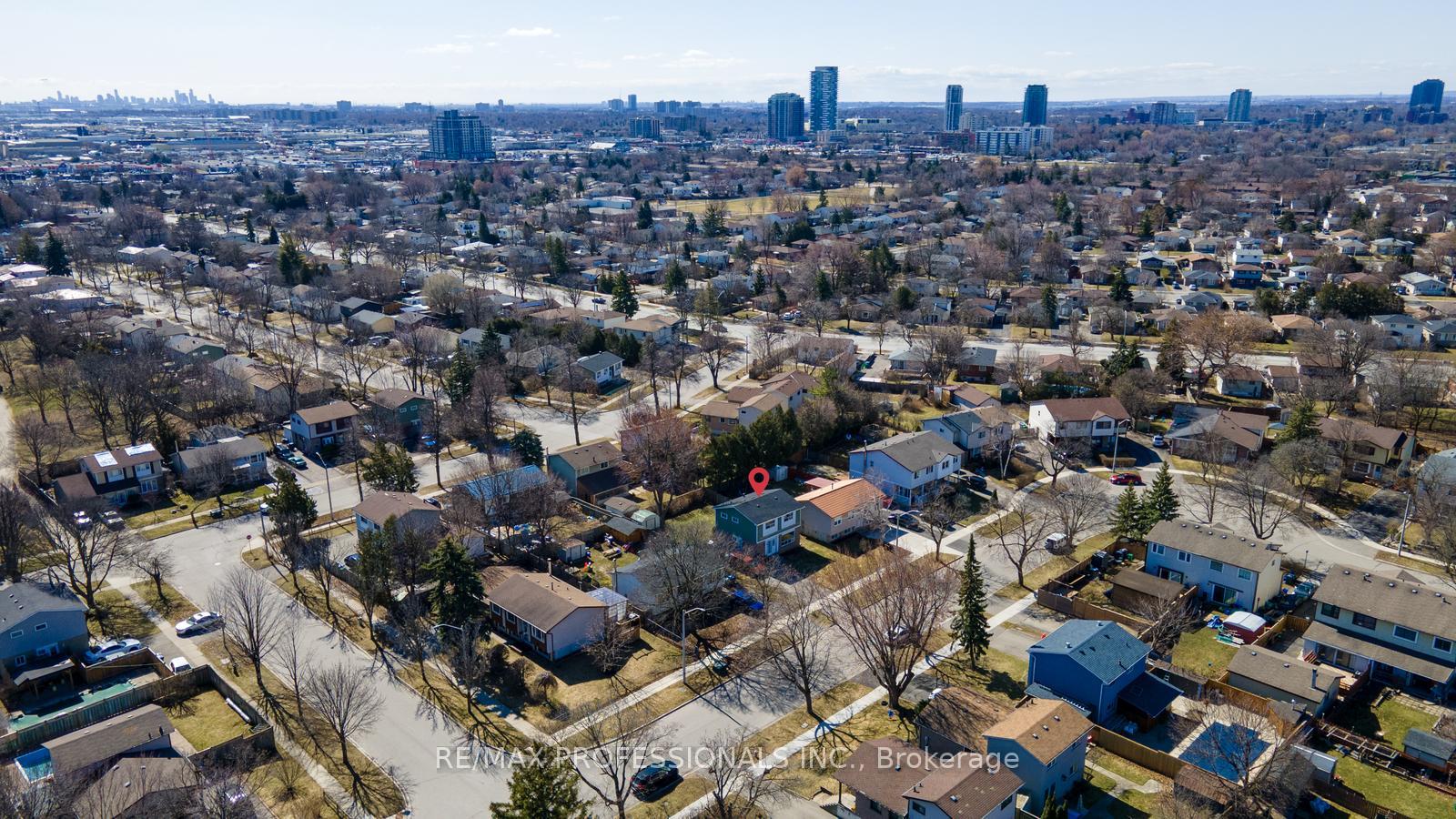 Photo 39 of 41 Carberry Crescent, Brampton, Madoc — HOMEH