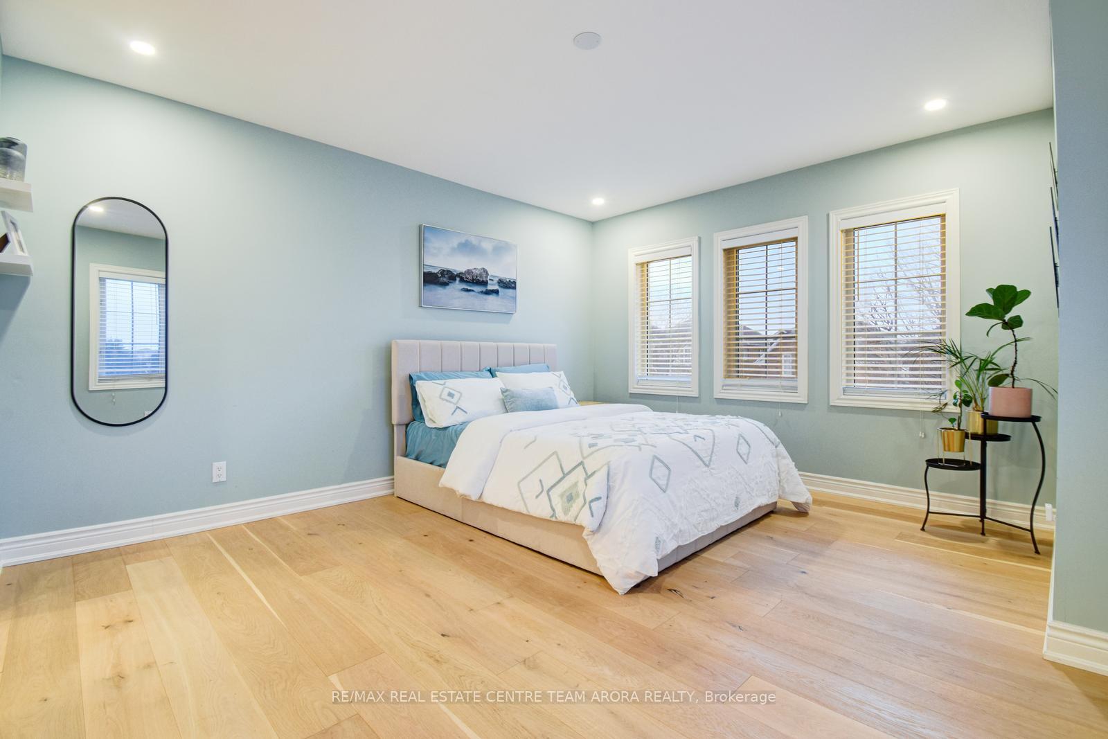Photo 29 of 22 Summer Valley Drive, Brampton, Snelgrove — HOMEH