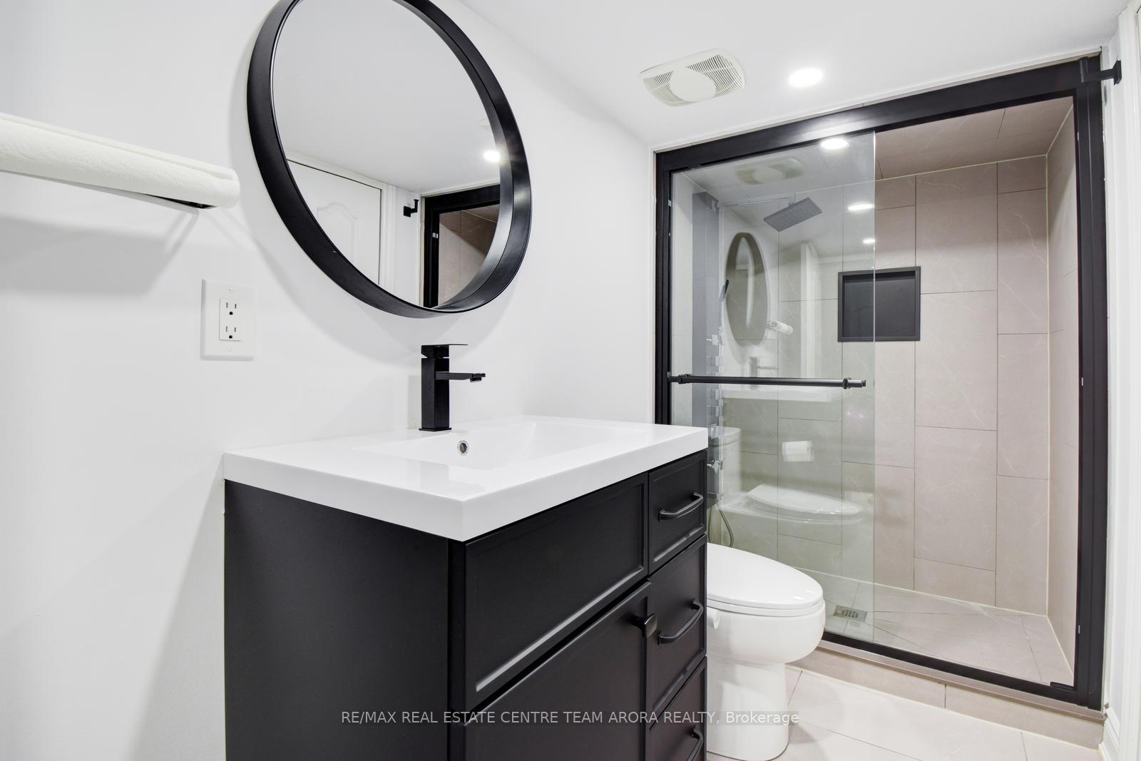 Photo 36 of 22 Summer Valley Drive, Brampton, Snelgrove — HOMEH