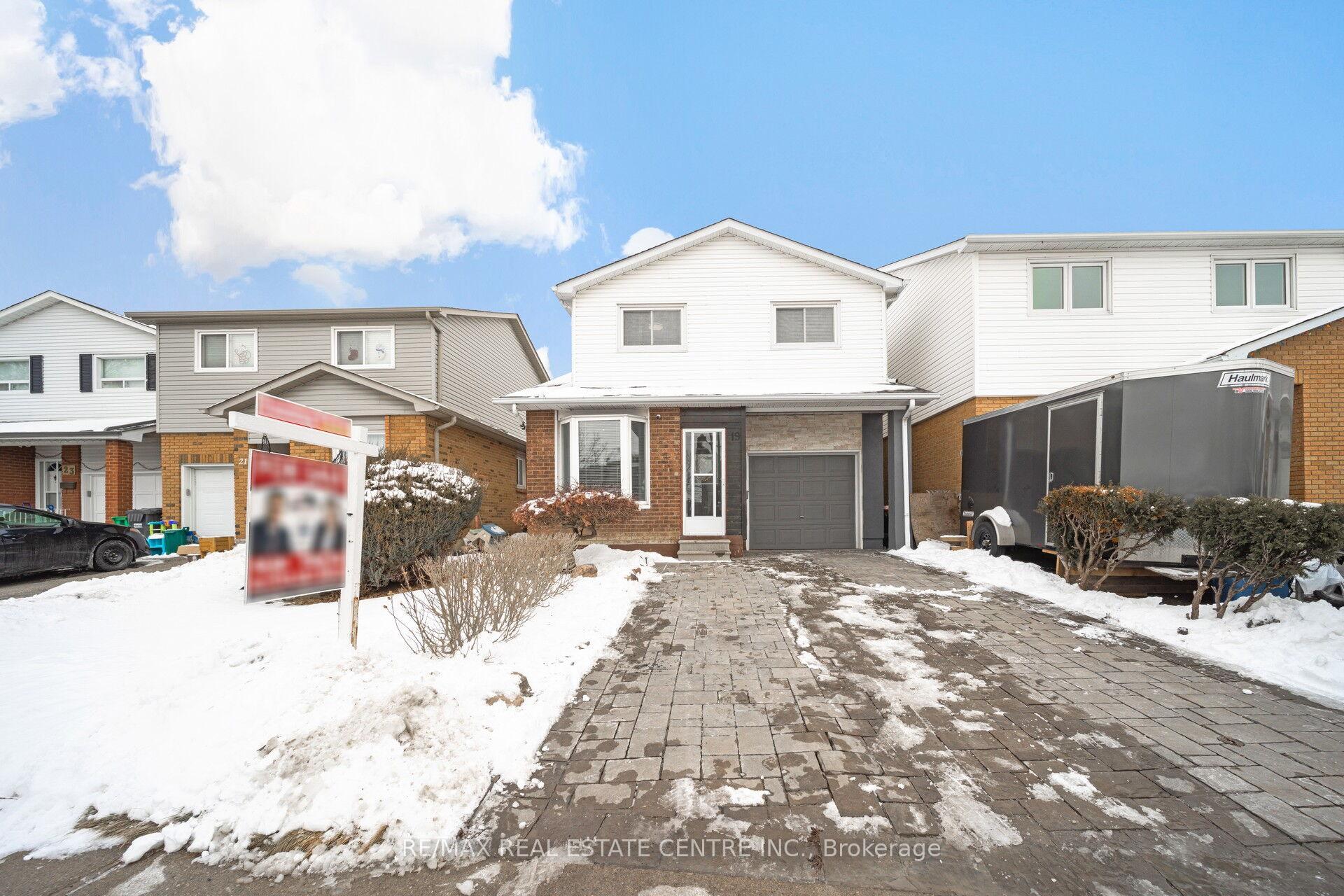 Photo 1 of 19 Histon Crescent, Brampton, Madoc — HOMEH