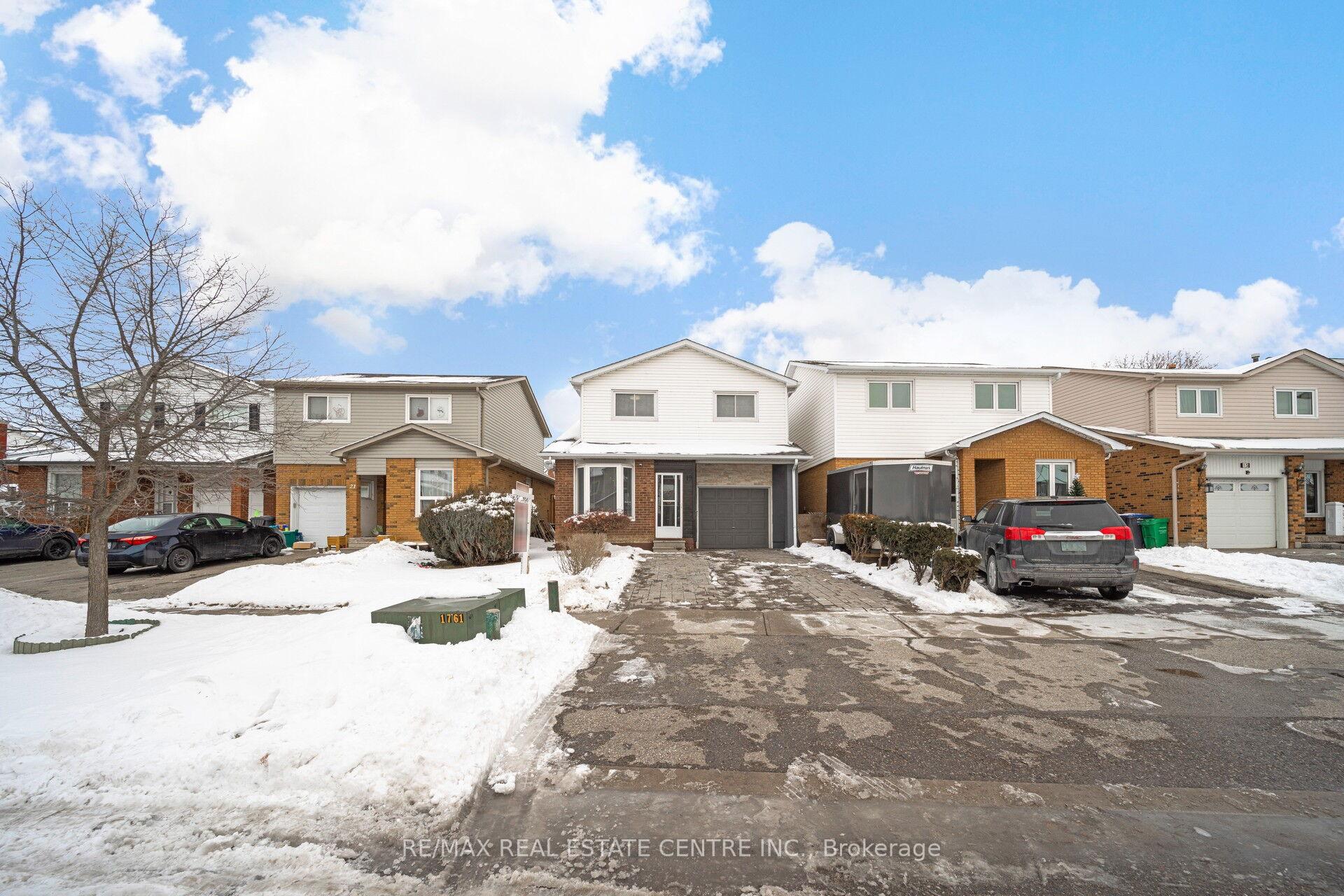 Photo 2 of 19 Histon Crescent, Brampton, Madoc — HOMEH