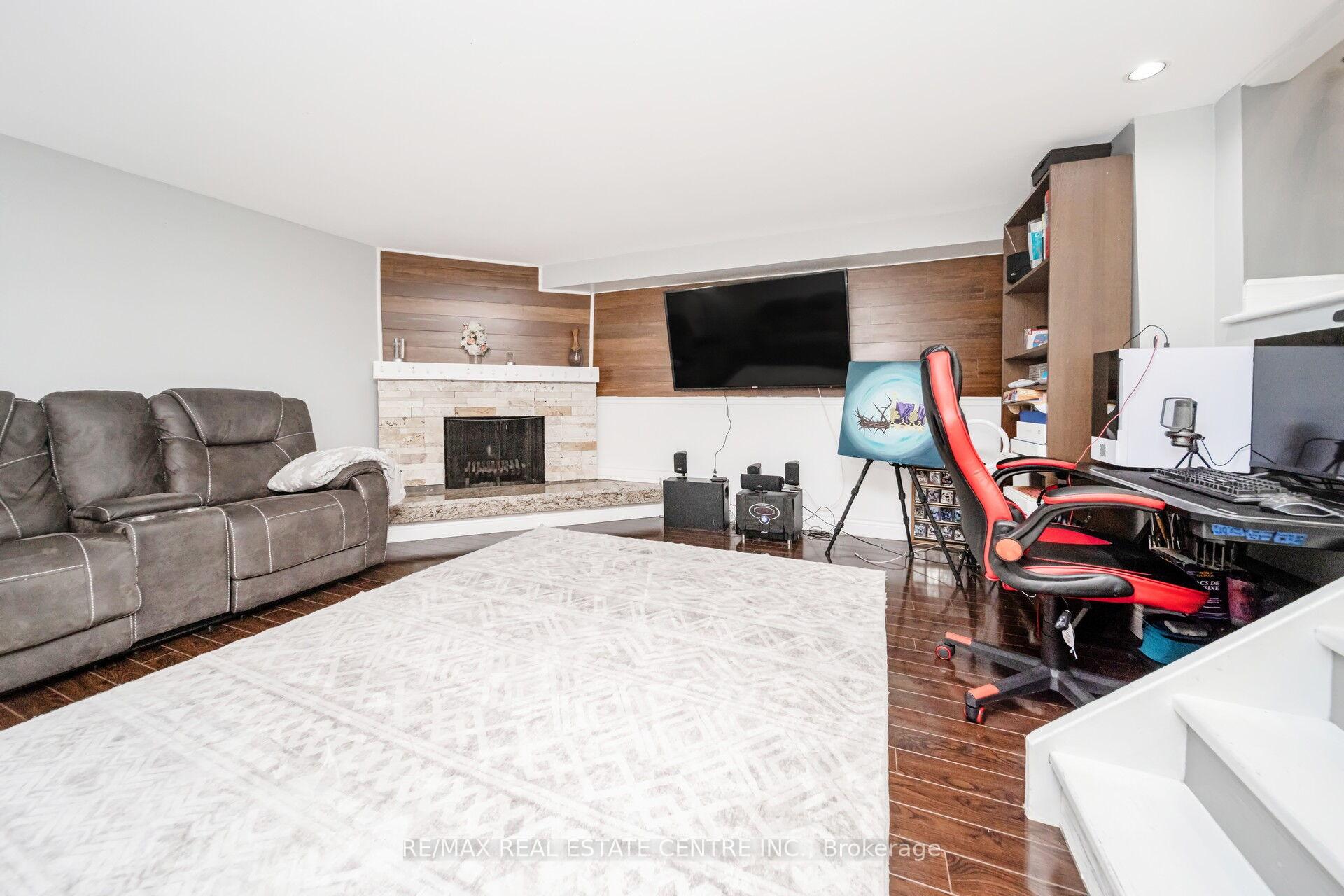 Photo 29 of 19 Histon Crescent, Brampton, Madoc — HOMEH