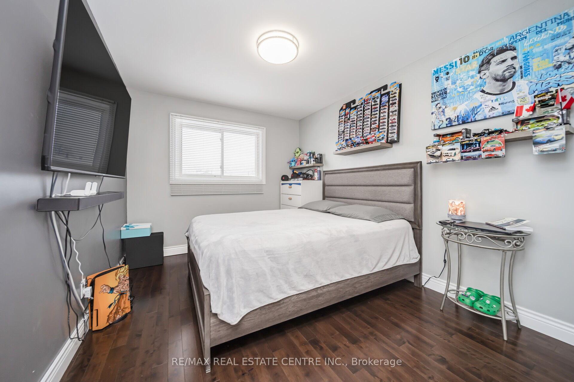 Photo 42 of 19 Histon Crescent, Brampton, Madoc — HOMEH
