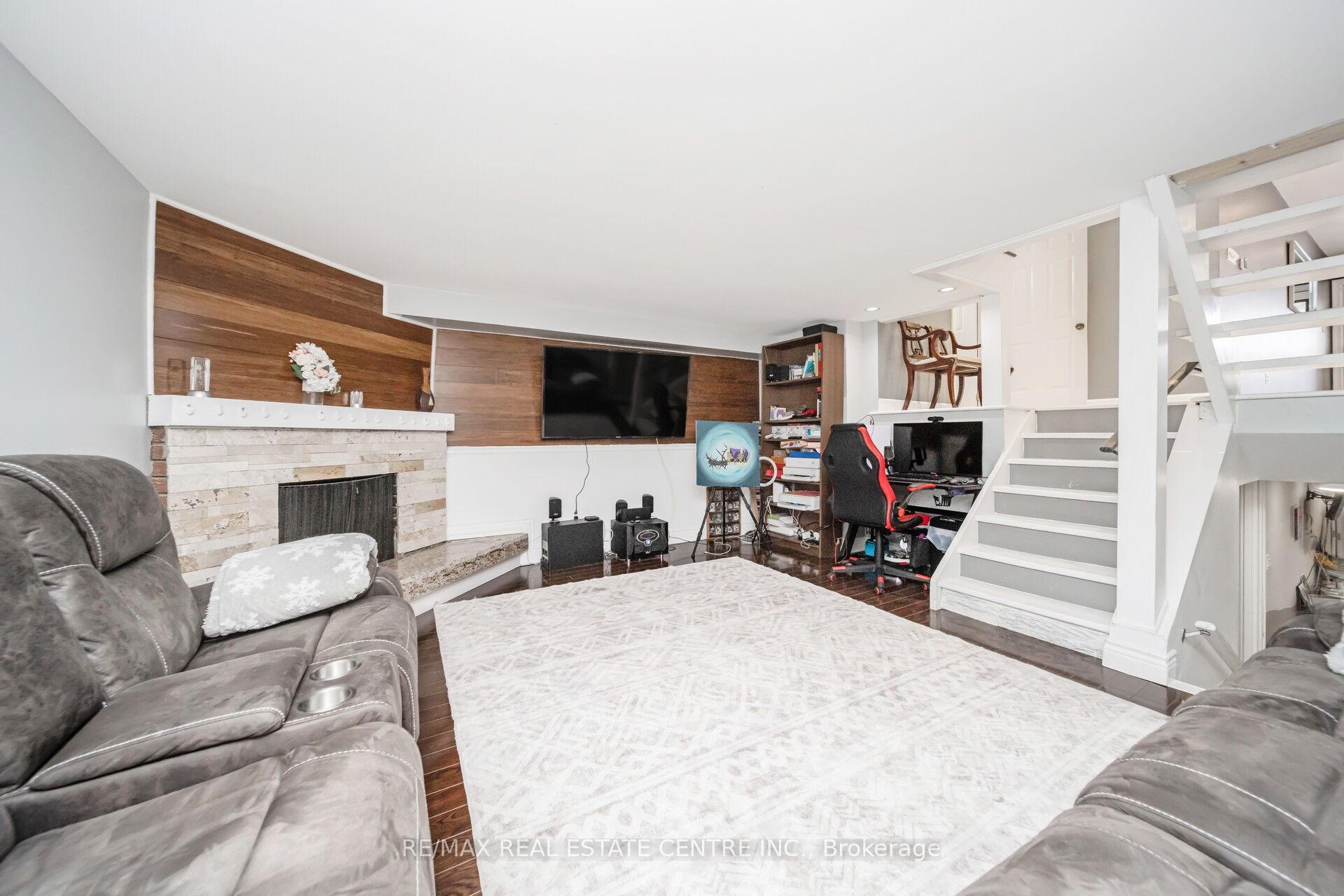 Photo 50 of 19 Histon Crescent, Brampton, Madoc — HOMEH