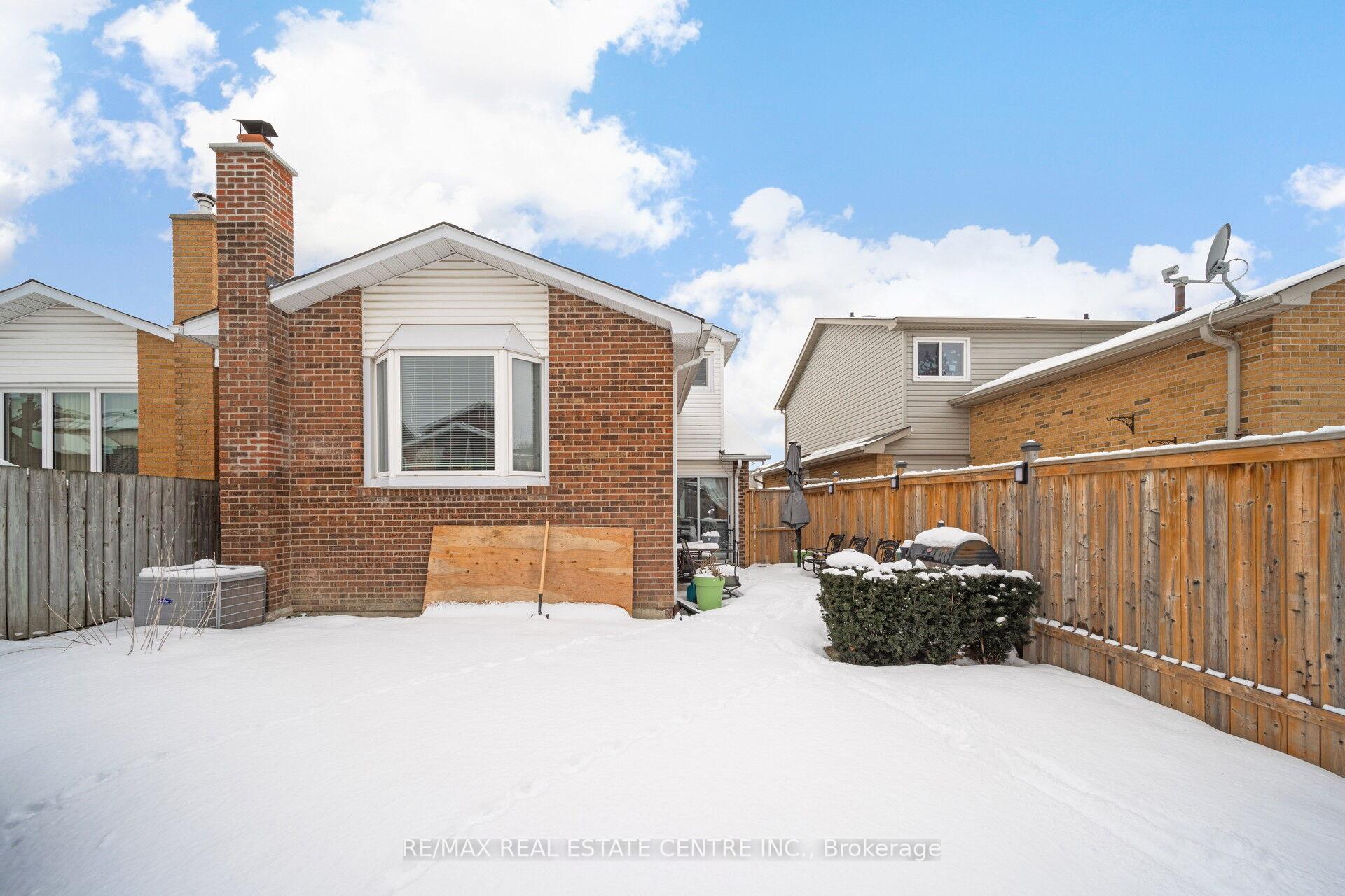 Photo 60 of 19 Histon Crescent, Brampton, Madoc — HOMEH