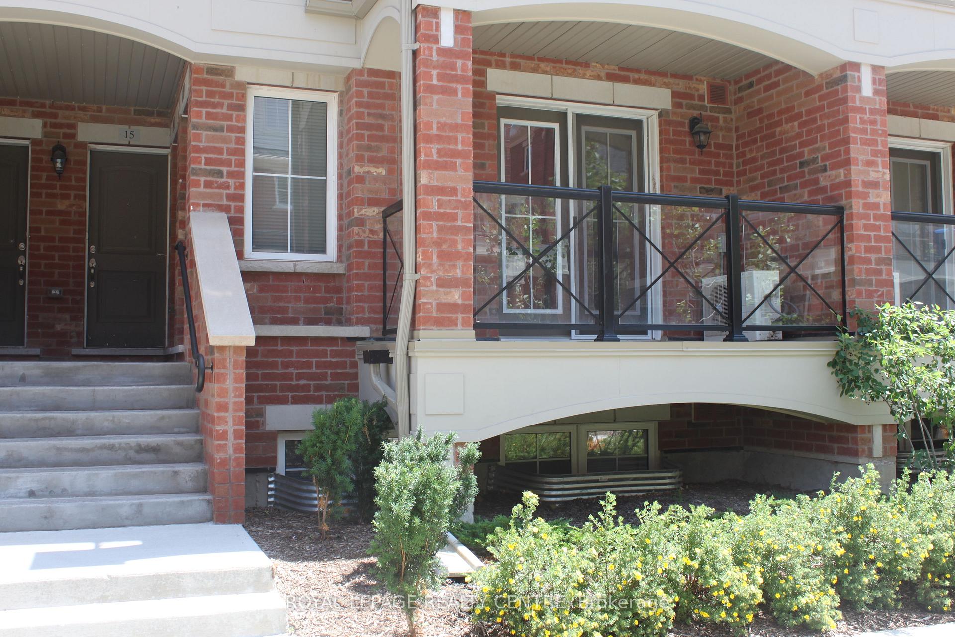 Front of Unit 13, 47 Hays Boulevard