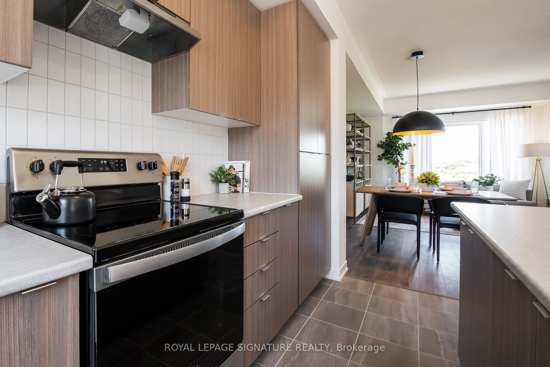 Photo 4 of Unit 117, 1525 Kingston Road, Pickering, Town Centre — HOMEH
