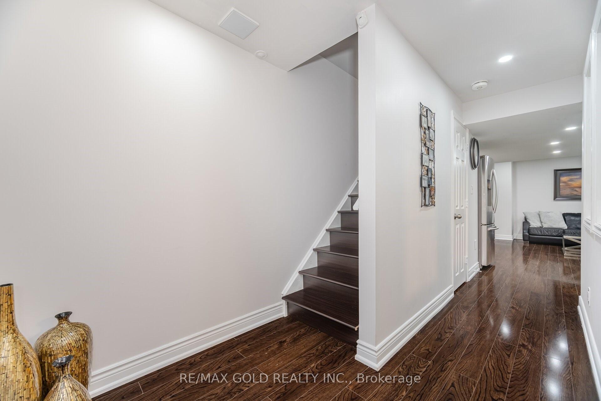 Photo 19 of 6 Lightcatcher Circle, Brampton, Bram East — HOMEH