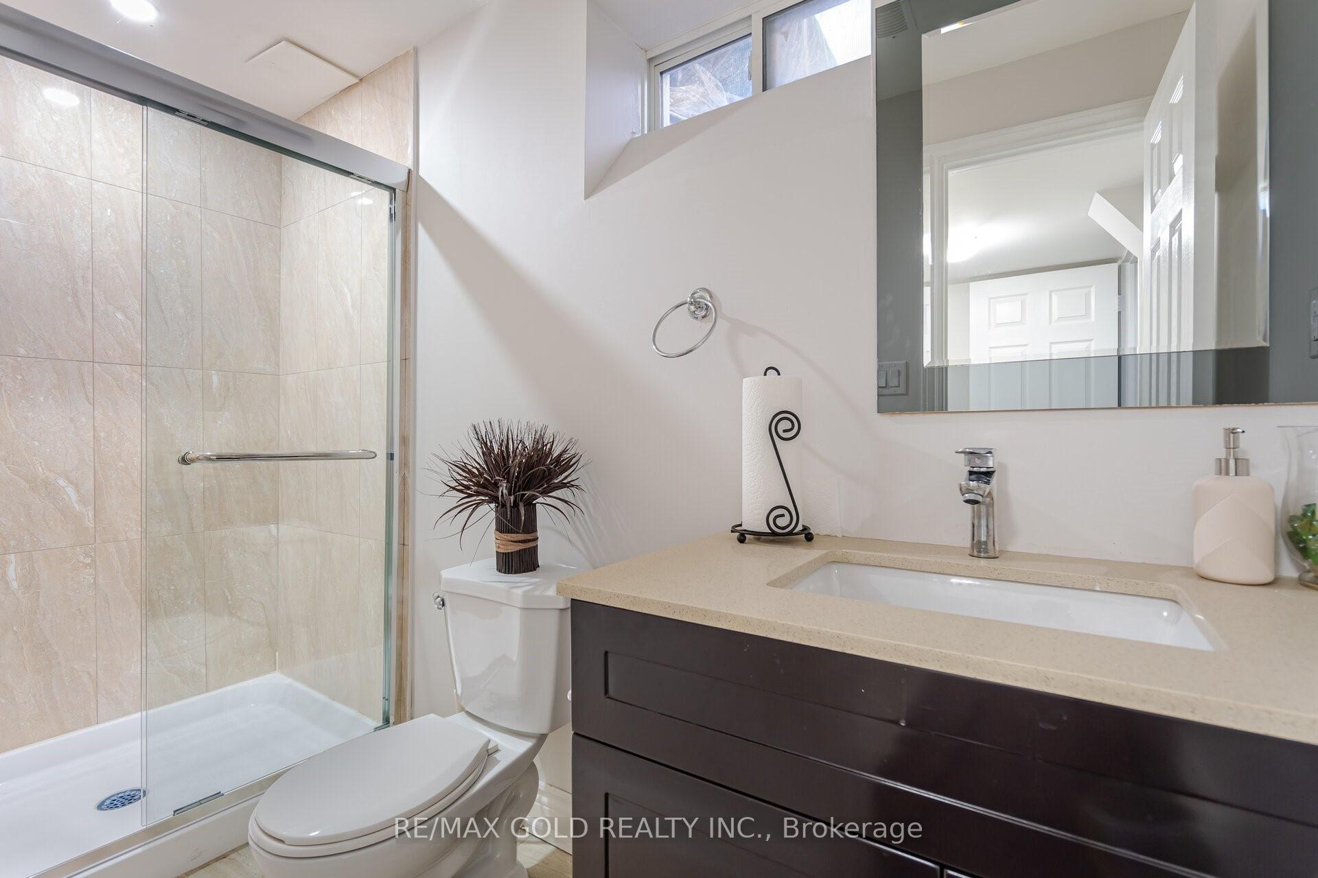 Photo 24 of 6 Lightcatcher Circle, Brampton, Bram East — HOMEH