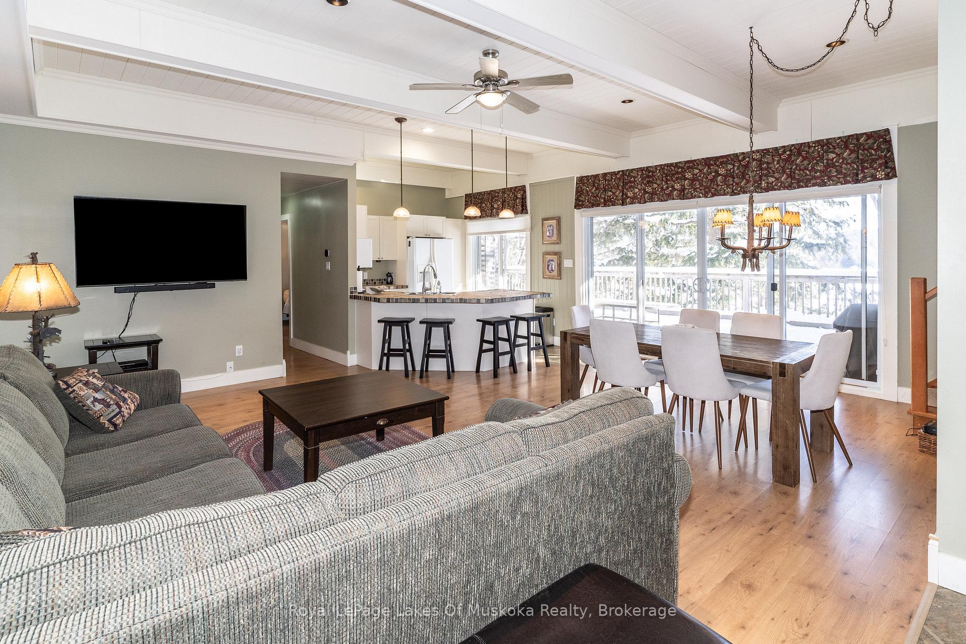 Photo 5 of 86 Lynx Drive, Kearney — HOMEH