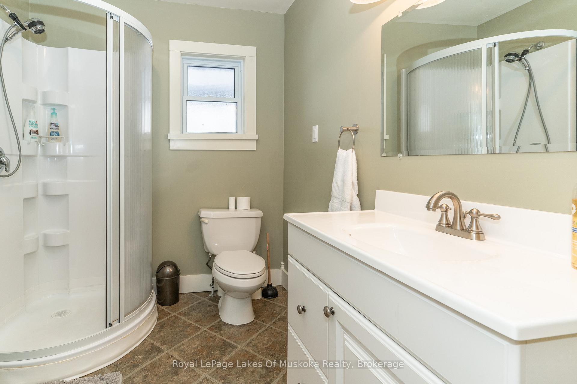 Photo 16 of 86 Lynx Drive, Kearney — HOMEH