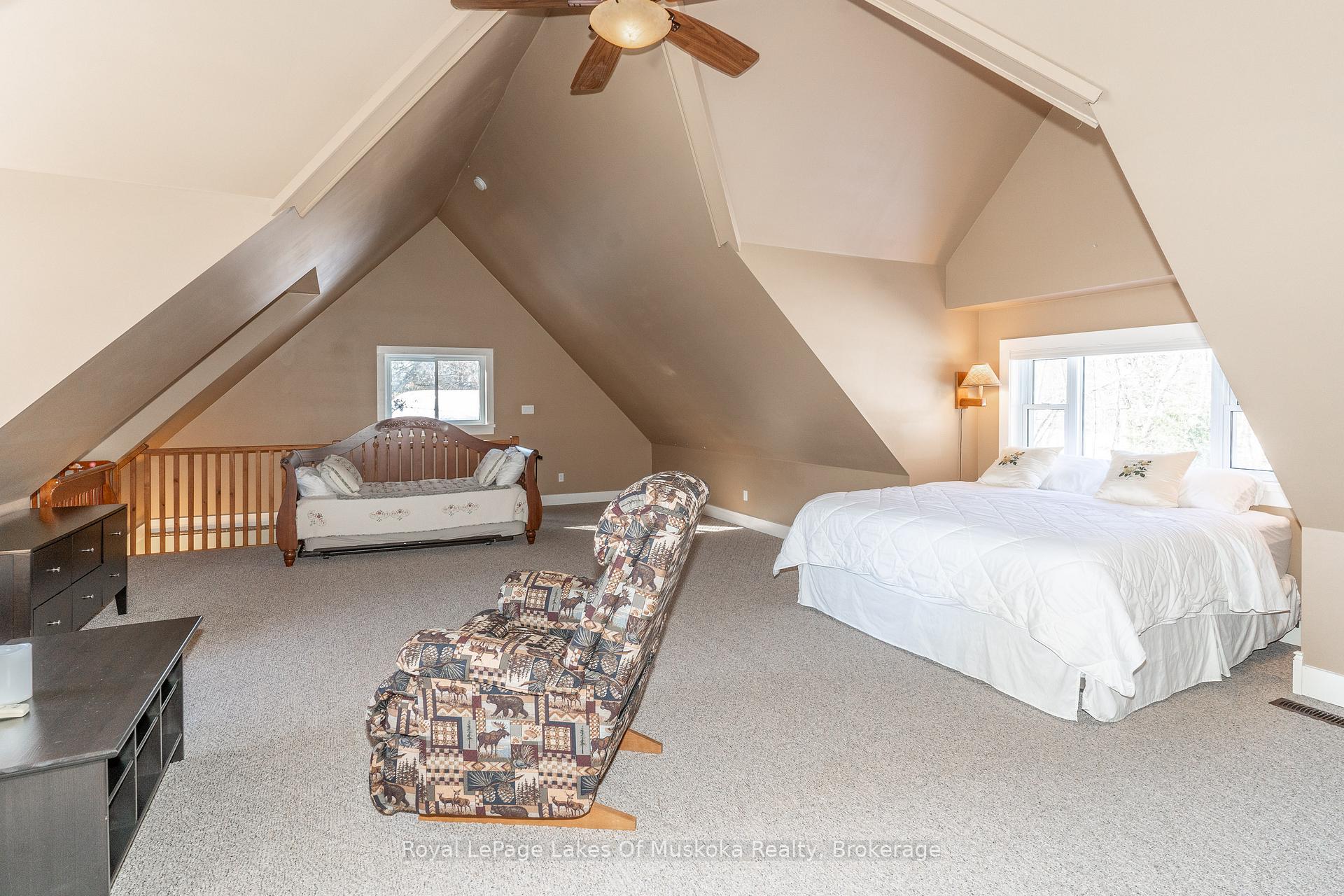 Photo 18 of 86 Lynx Drive, Kearney — HOMEH