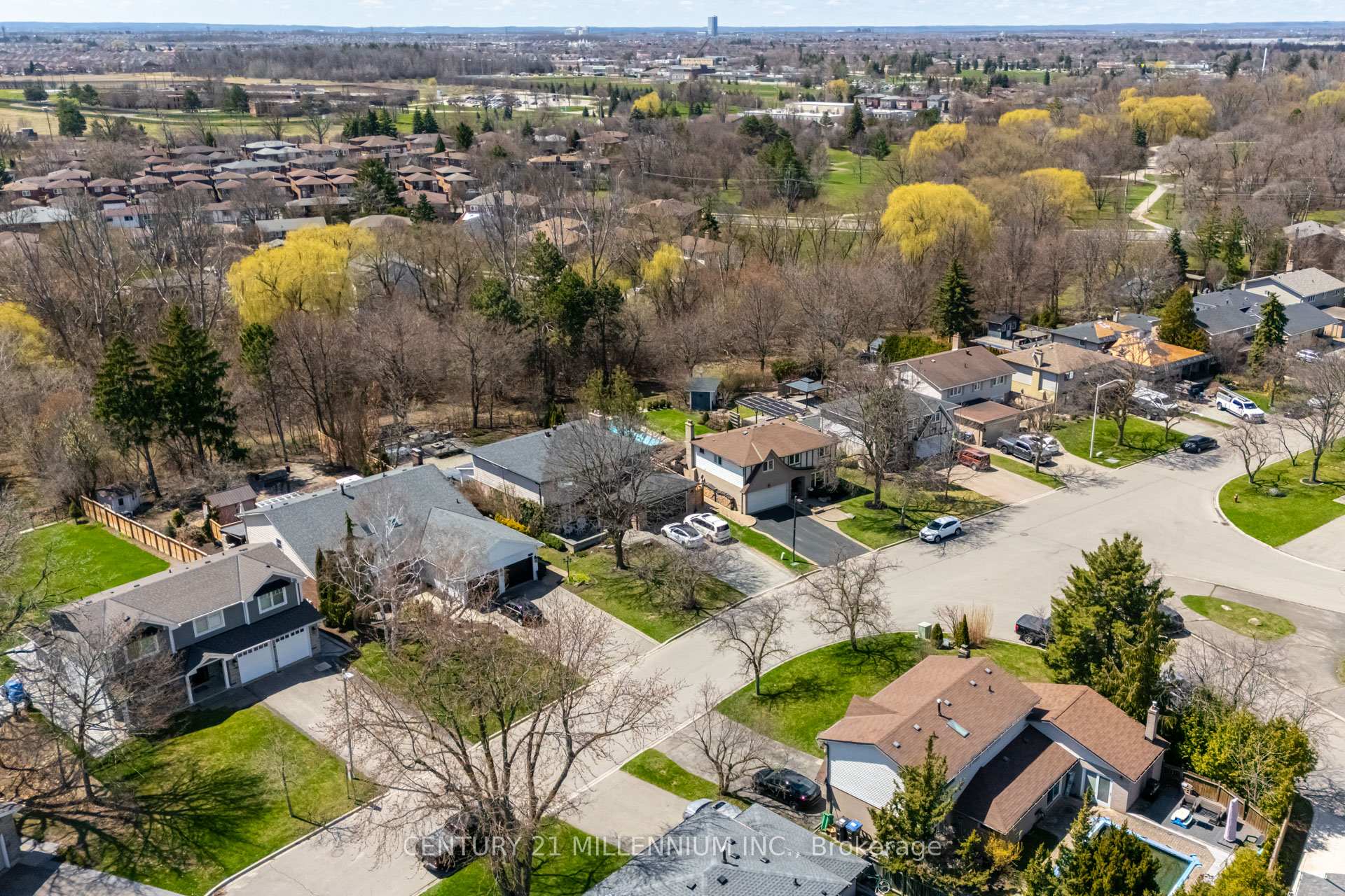 Photo 74 of 57 Ridgehill Drive, Brampton, Brampton South — HOMEH