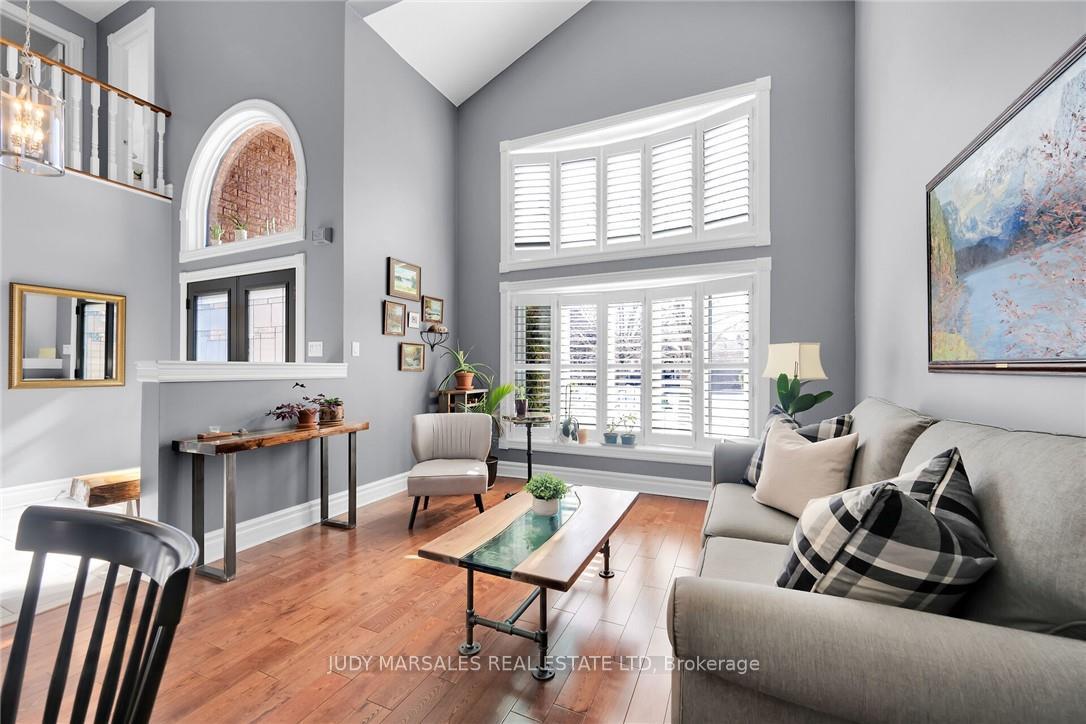 Photo 9 of 132 Davidson Boulevard, Hamilton, Dundas — HOMEH