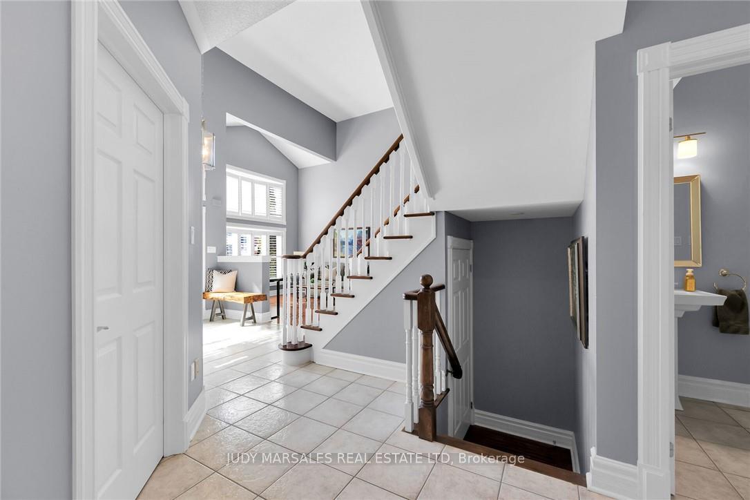 Photo 33 of 132 Davidson Boulevard, Hamilton, Dundas — HOMEH