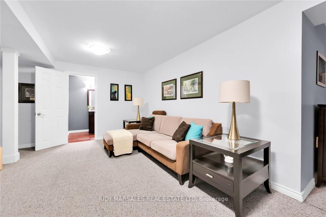 Photo 34 of 132 Davidson Boulevard, Hamilton, Dundas — HOMEH