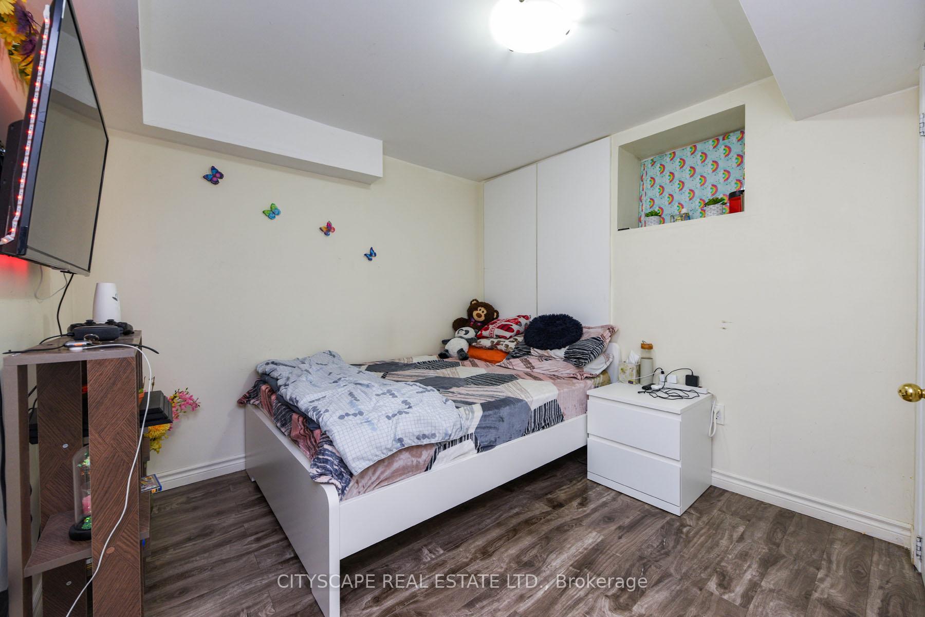Photo 71 of 56 Checkerberry Crescent, Brampton, Sandringham-Wellington — HOMEH