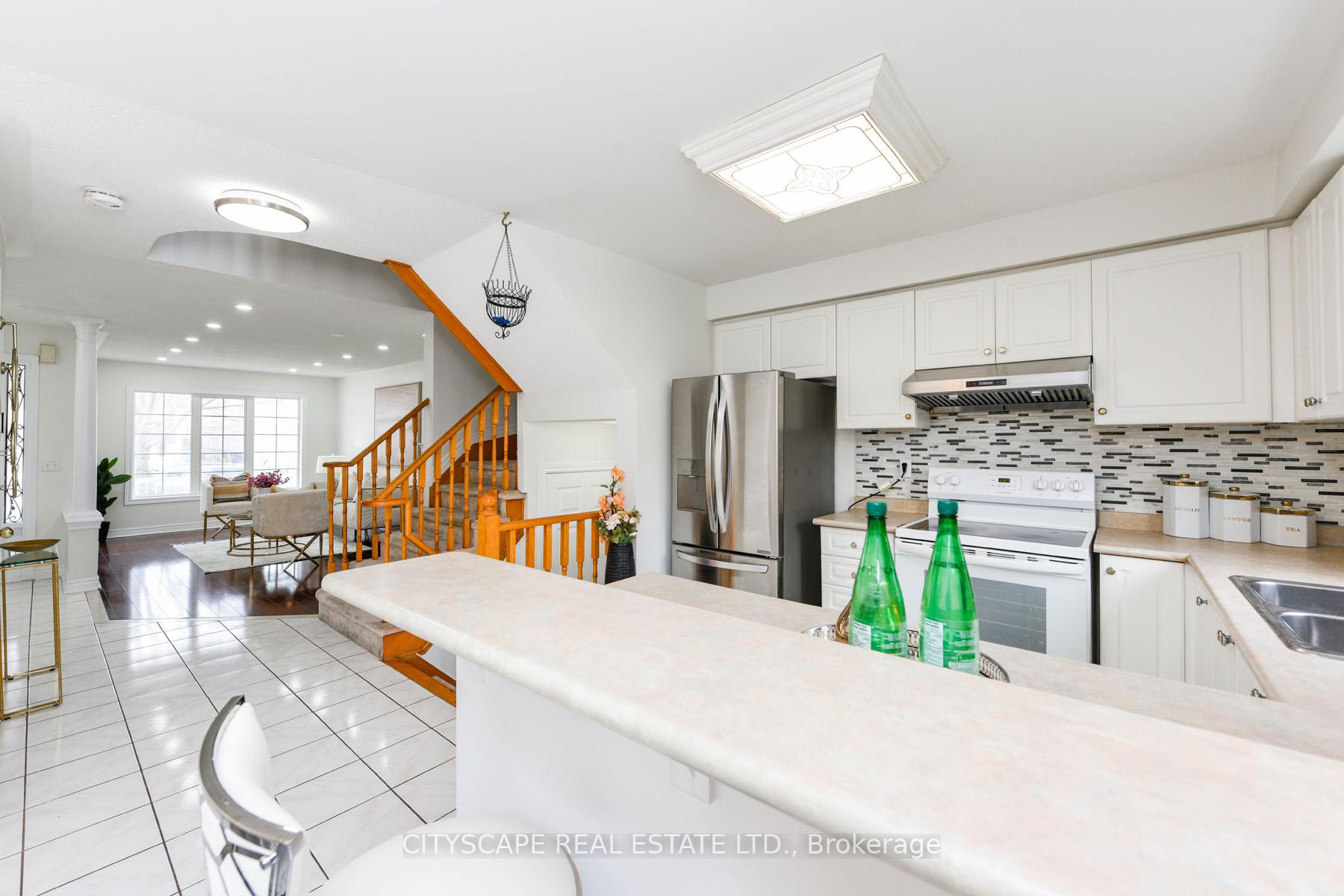 Photo 15 of 56 Checkerberry Crescent, Brampton, Sandringham-Wellington — HOMEH