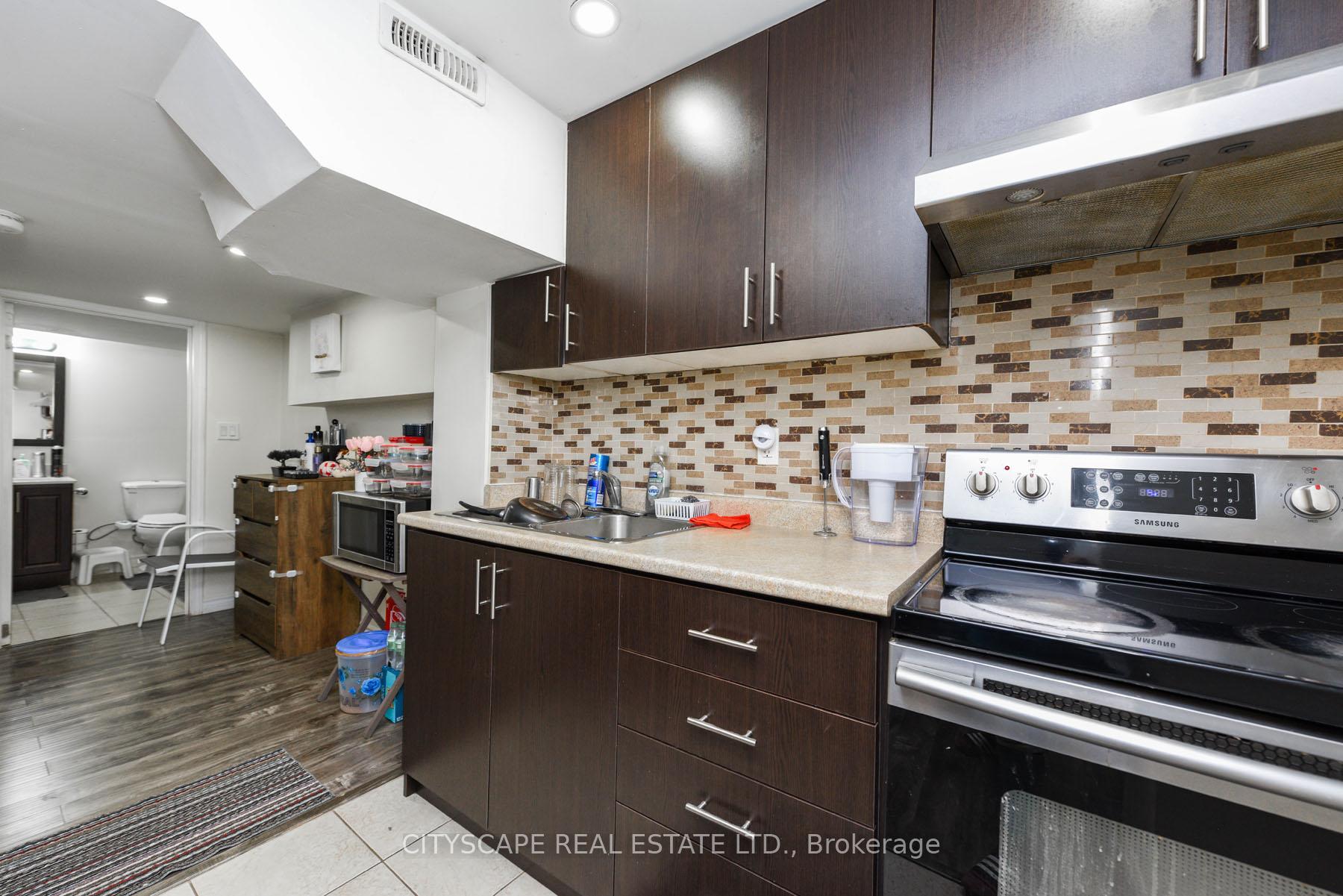 Photo 51 of 56 Checkerberry Crescent, Brampton, Sandringham-Wellington — HOMEH