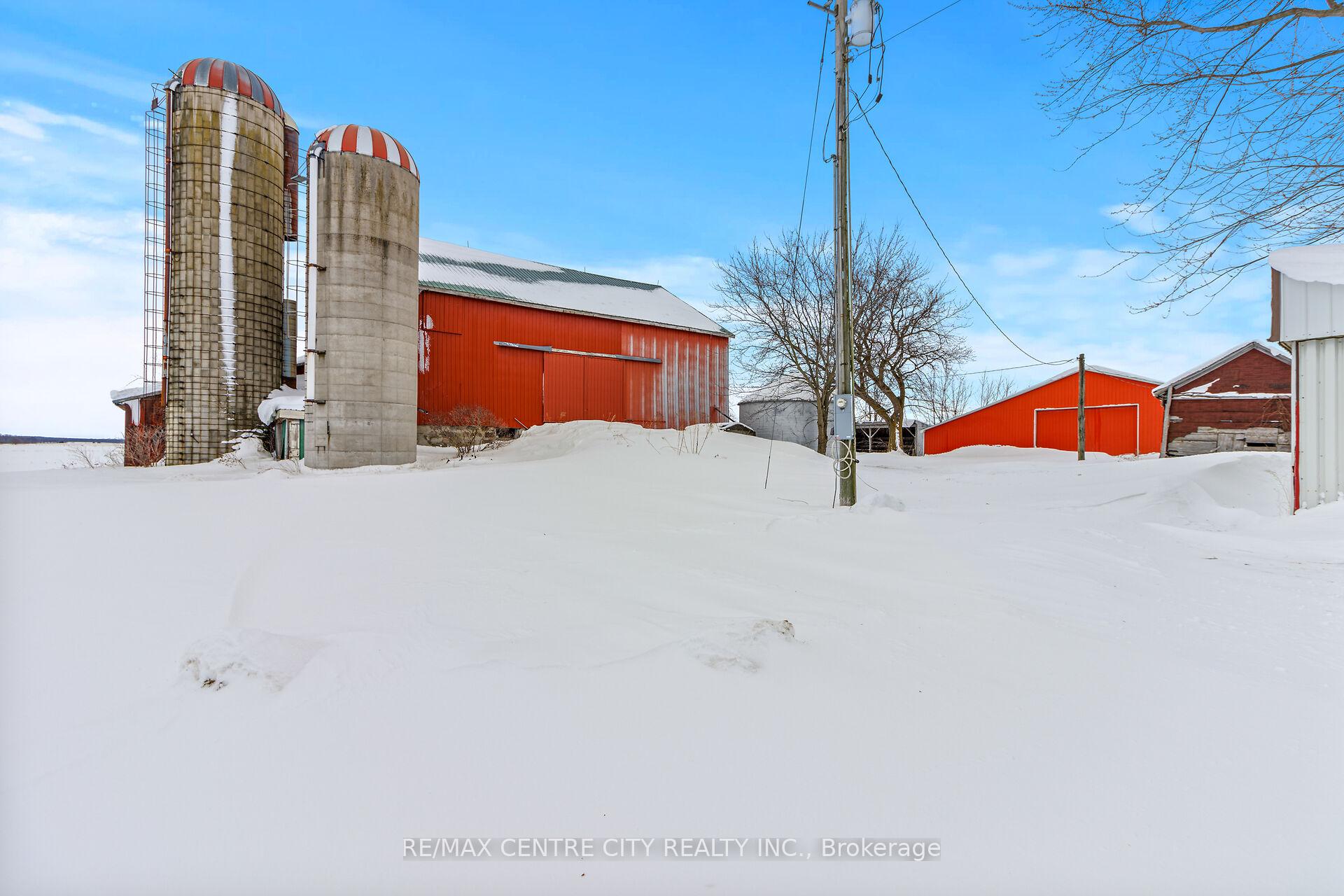 Photo 12 of 83586 London Road, Morris Turnberry, Morris — HOMEH