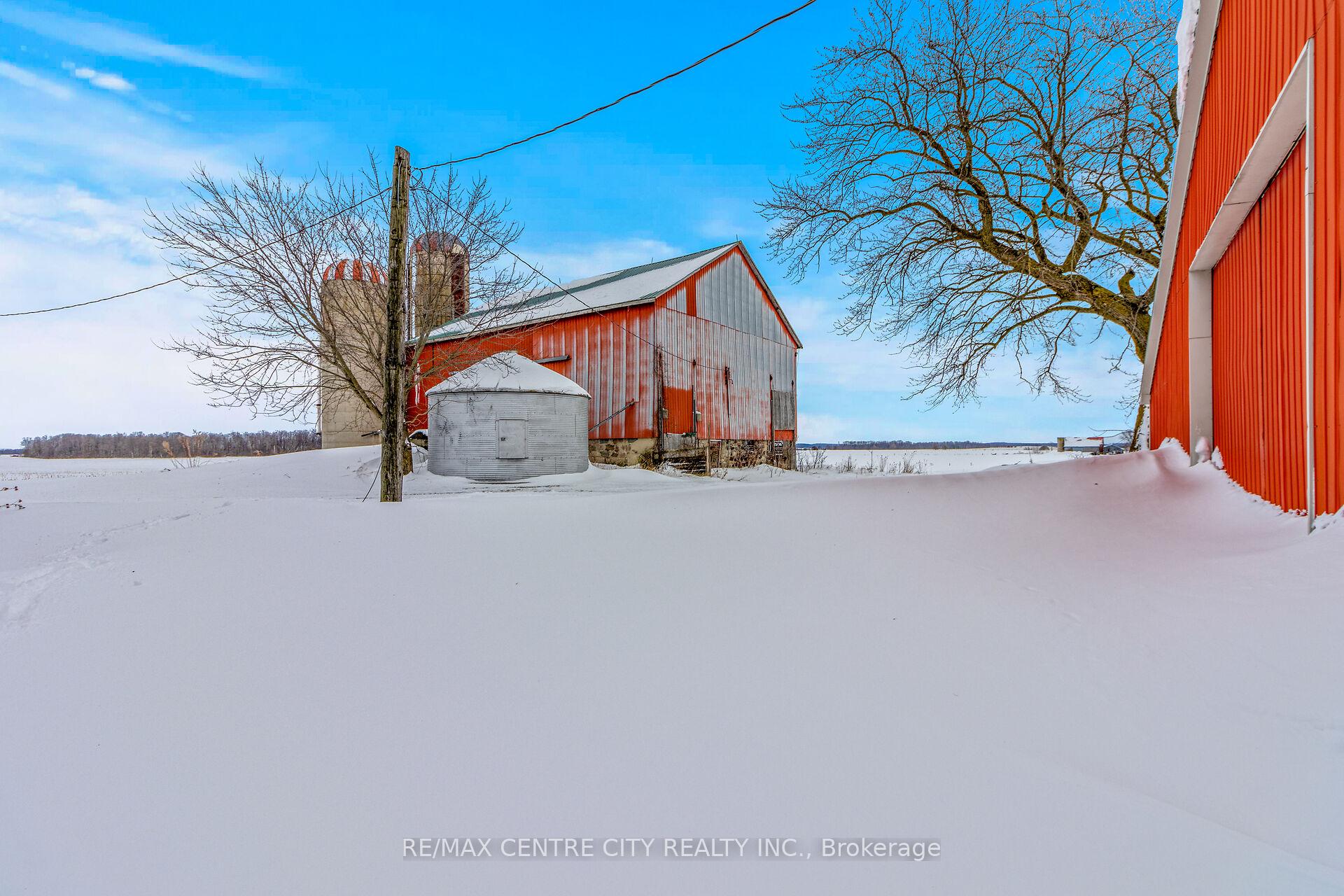 Photo 19 of 83586 London Road, Morris Turnberry, Morris — HOMEH