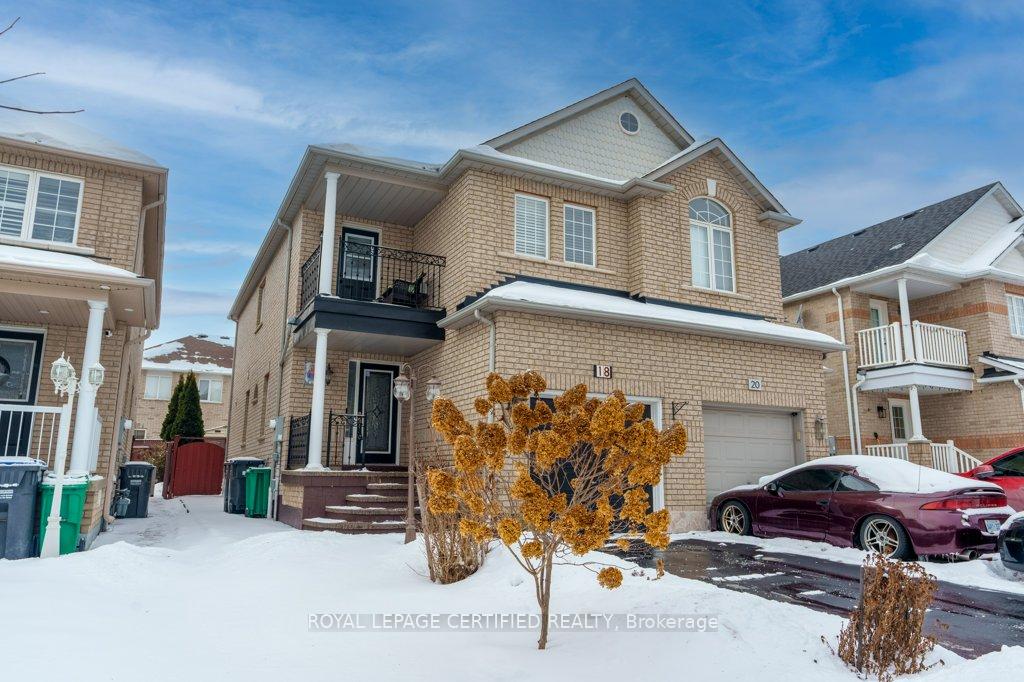 Photo 3 of 18 Newark Way, Brampton, Fletcher's Meadow — HOMEH