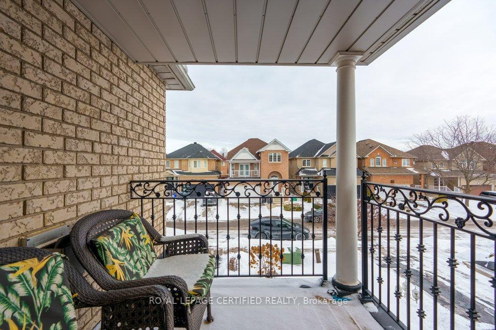 Photo 24 of 18 Newark Way, Brampton, Fletcher's Meadow — HOMEH