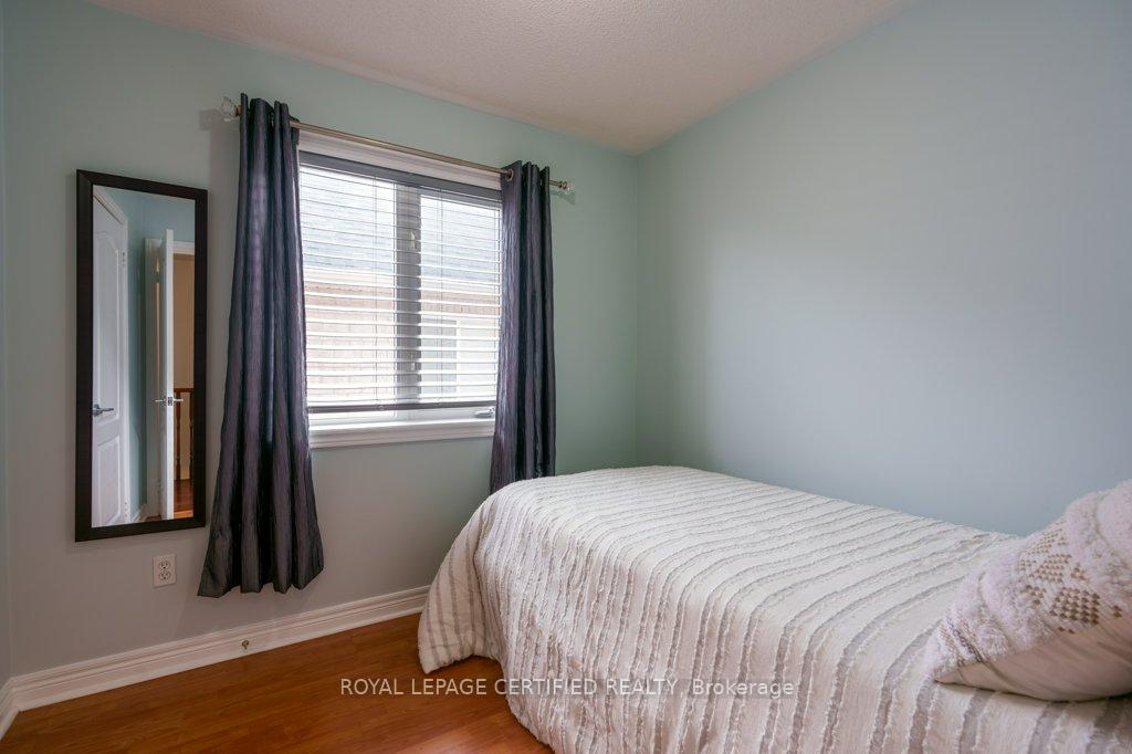 Photo 25 of 18 Newark Way, Brampton, Fletcher's Meadow — HOMEH