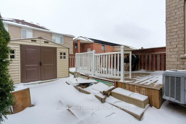 Photo 38 of 18 Newark Way, Brampton, Fletcher's Meadow — HOMEH