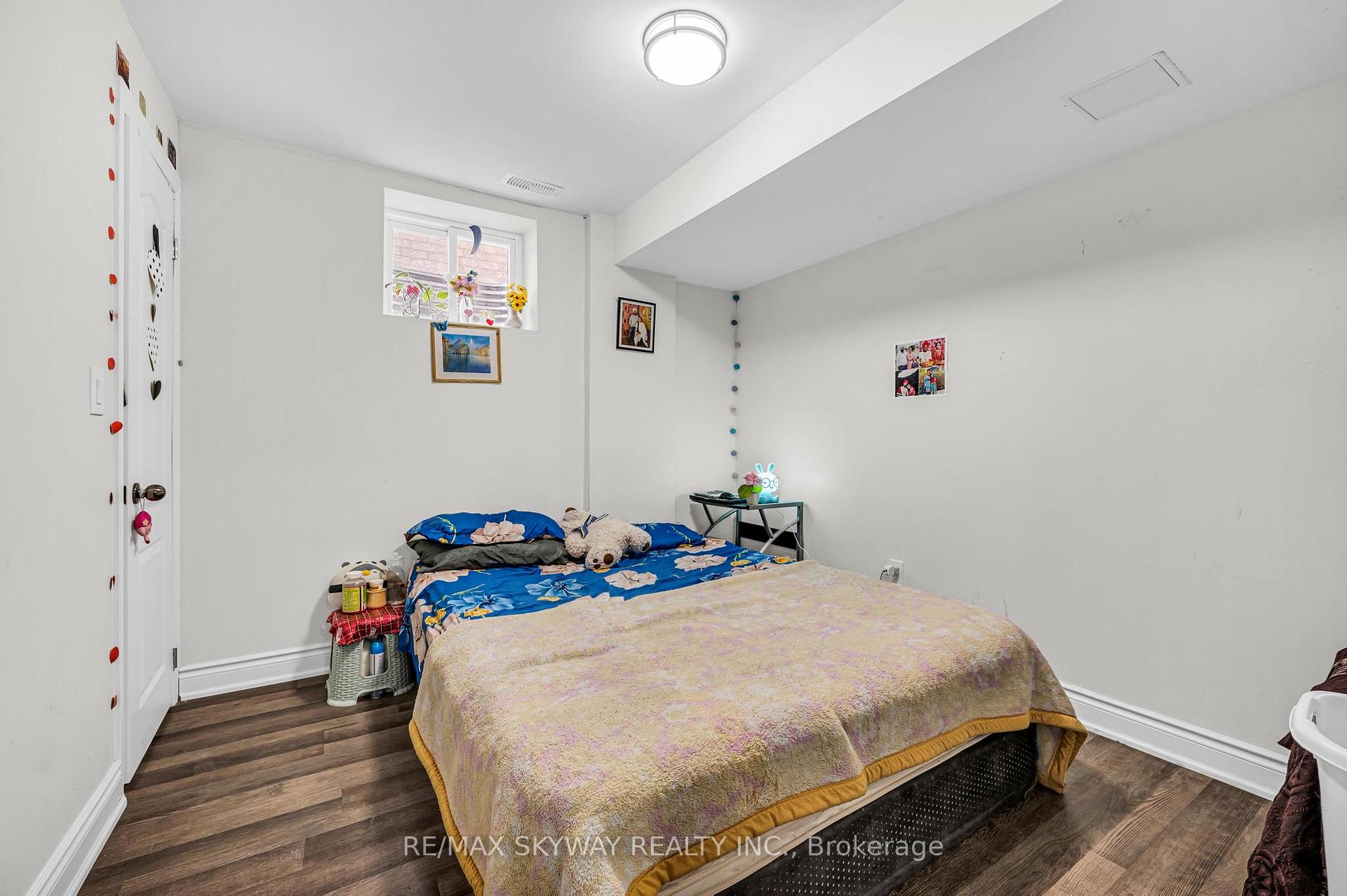 Photo 32 of 9 Louvre Circle N, Brampton, Vales of Castlemore North — HOMEH