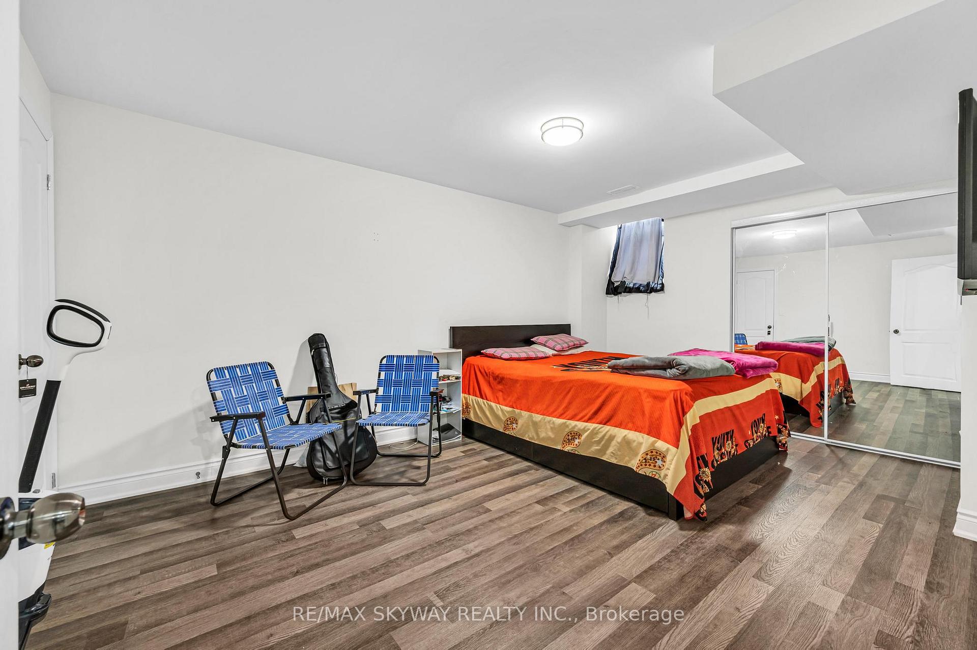 Photo 36 of 9 Louvre Circle N, Brampton, Vales of Castlemore North — HOMEH