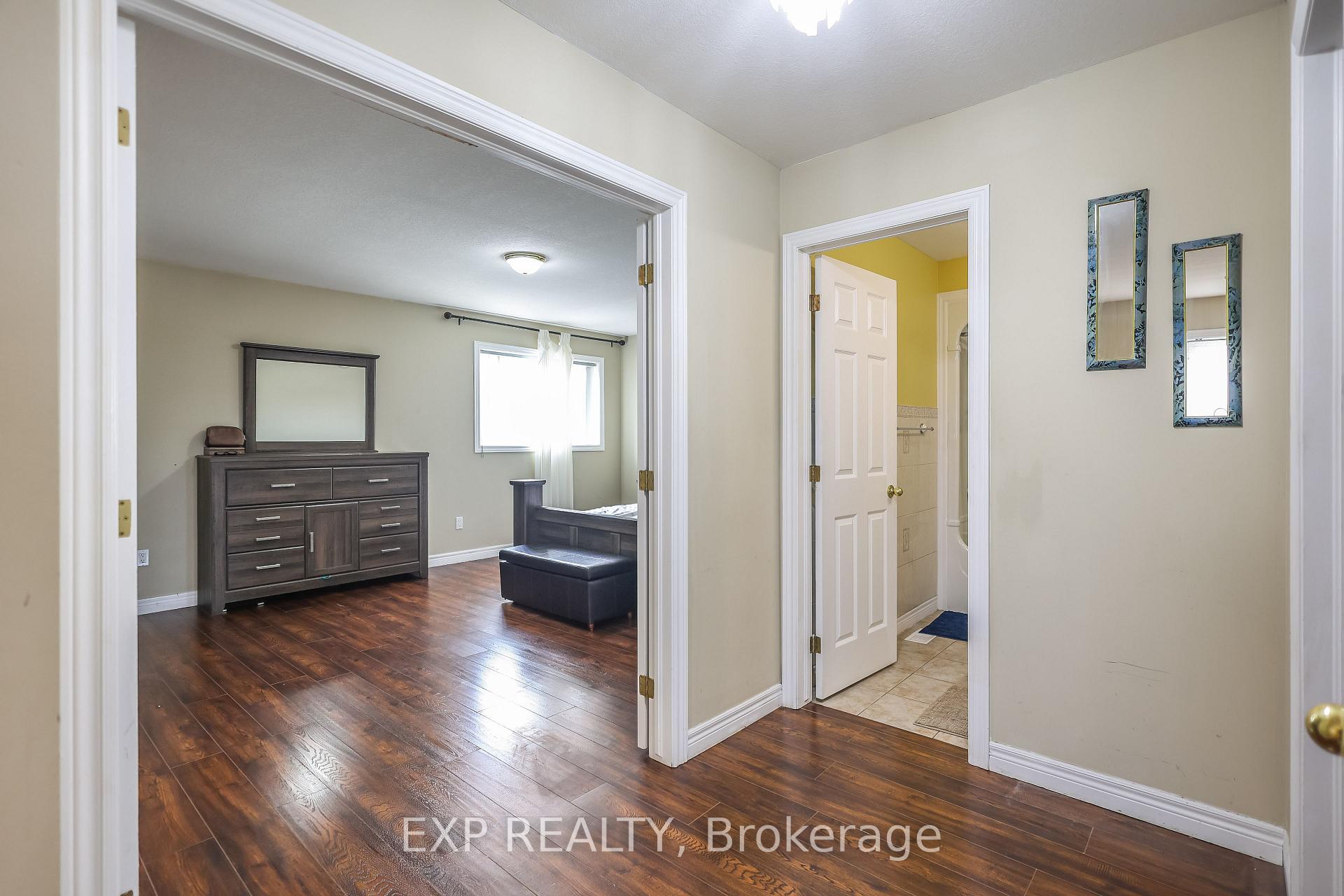 Photo 11 of 70 Massena Drive, Hamilton, Barnstown — HOMEH