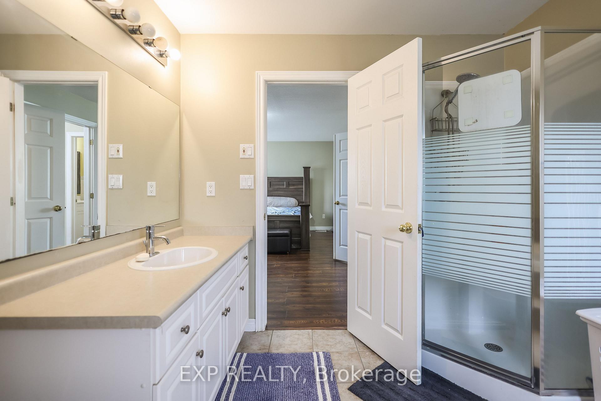 Photo 15 of 70 Massena Drive, Hamilton, Barnstown — HOMEH