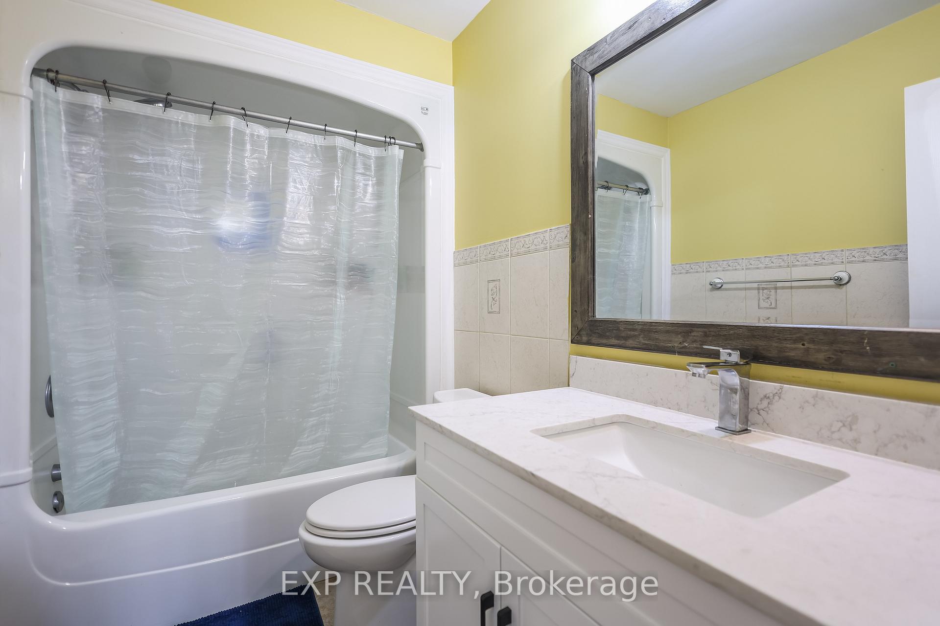 Photo 16 of 70 Massena Drive, Hamilton, Barnstown — HOMEH