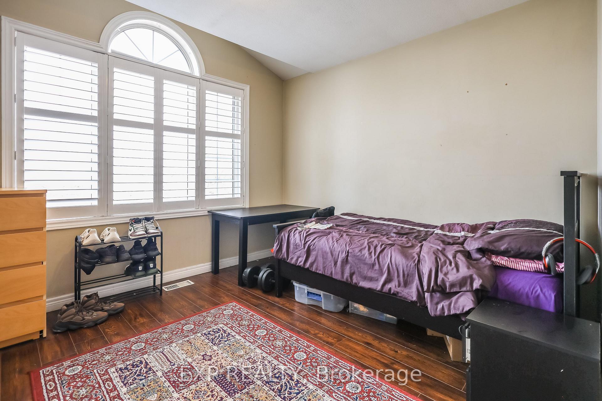 Photo 18 of 70 Massena Drive, Hamilton, Barnstown — HOMEH