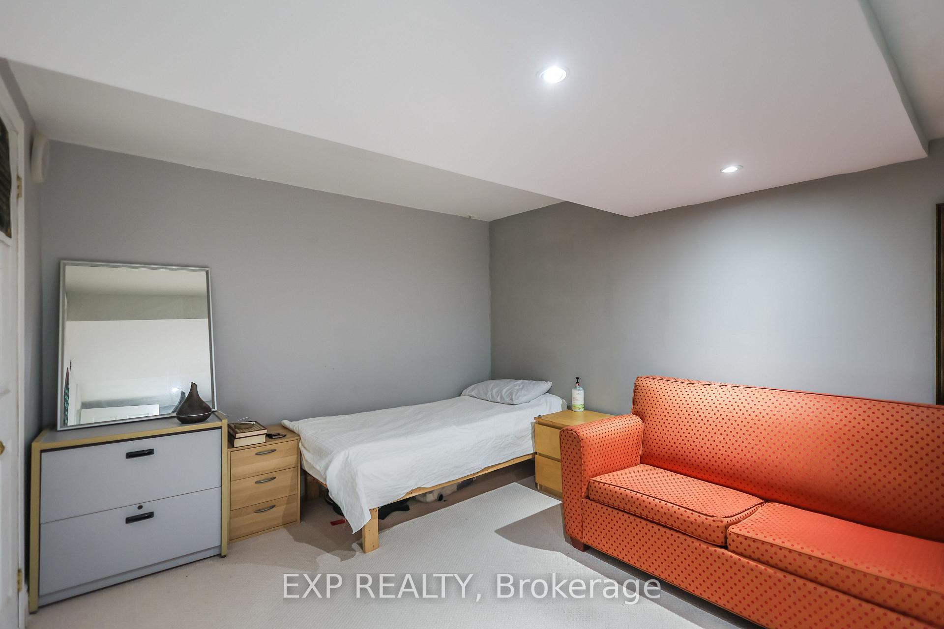 Photo 21 of 70 Massena Drive, Hamilton, Barnstown — HOMEH