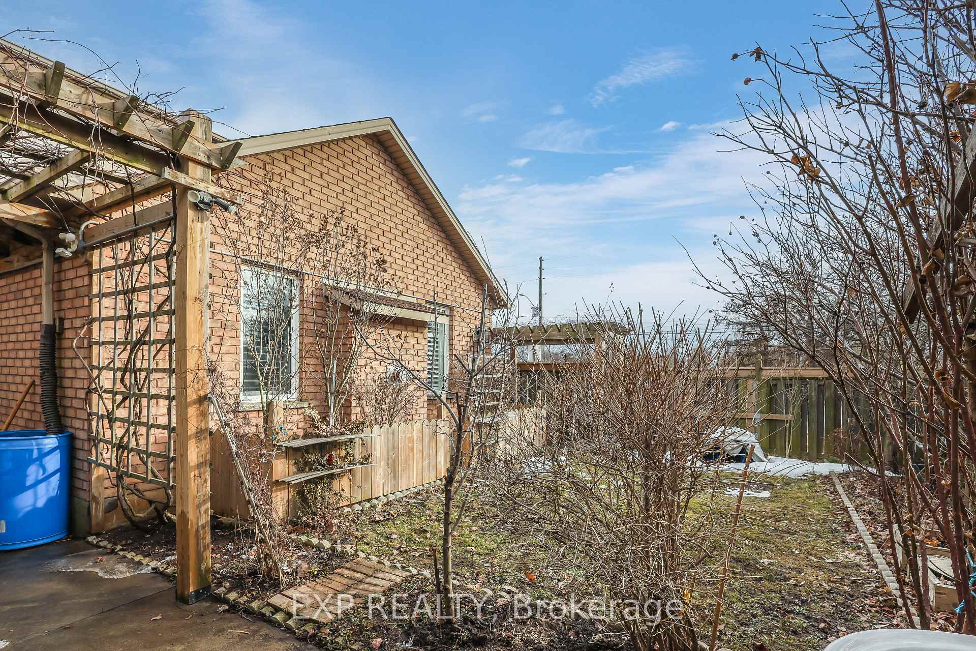 Photo 23 of 70 Massena Drive, Hamilton, Barnstown — HOMEH