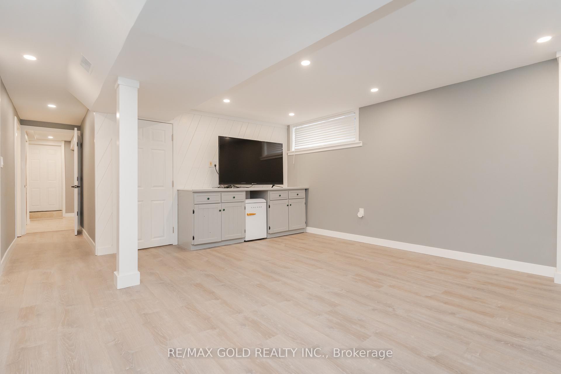 Photo 30 of 17 Edenridge Drive, Brampton, Southgate — HOMEH