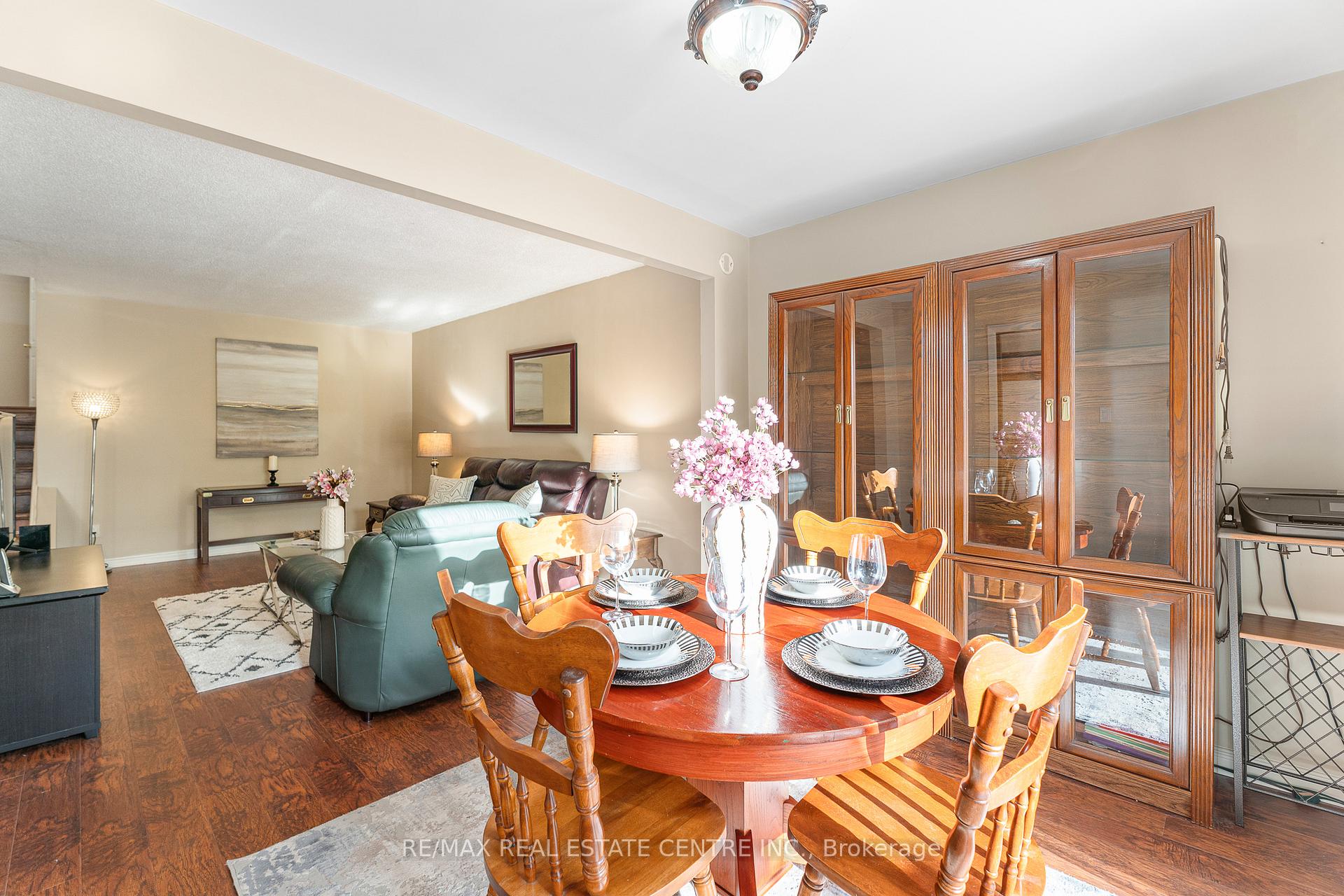 Photo 11 of 103 Griselda Crescent, Brampton, Northgate — HOMEH